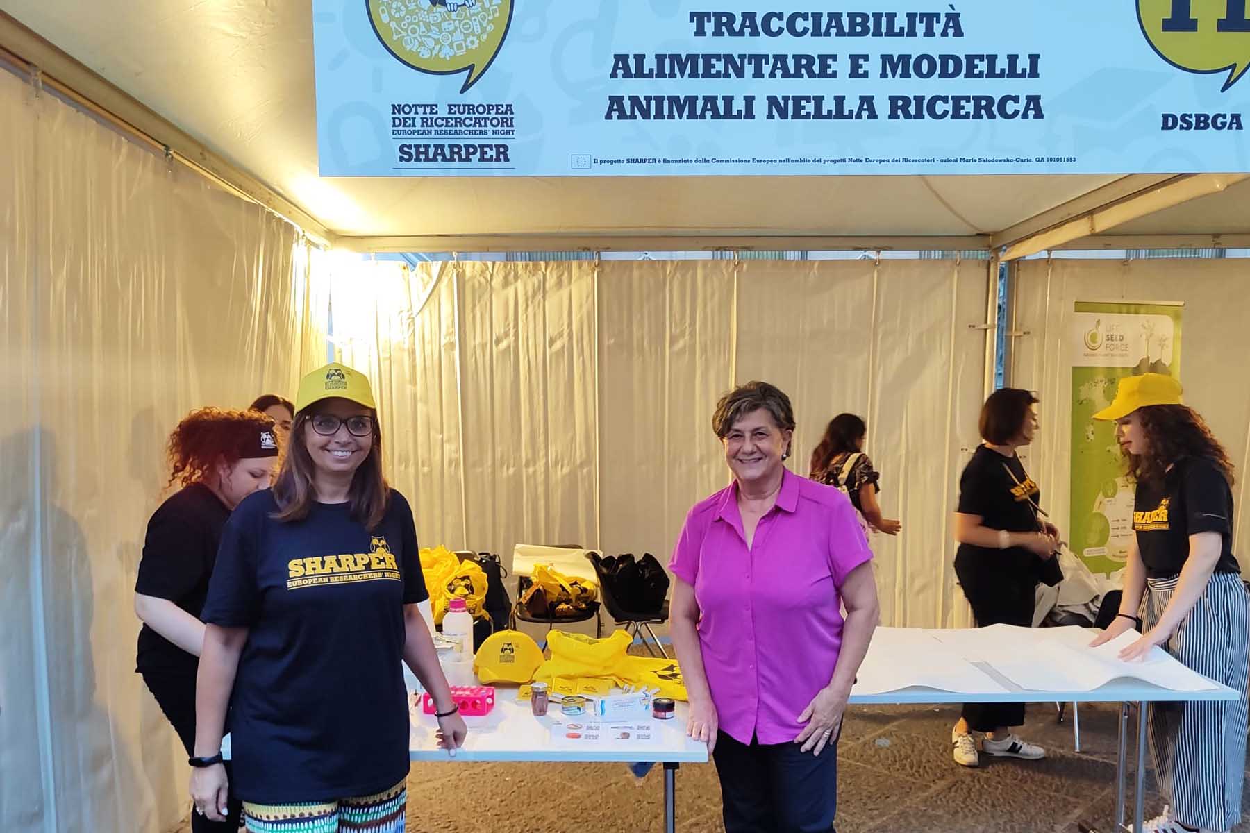 Le docenti Anna Maria Pappalardo e Venera Ferrito