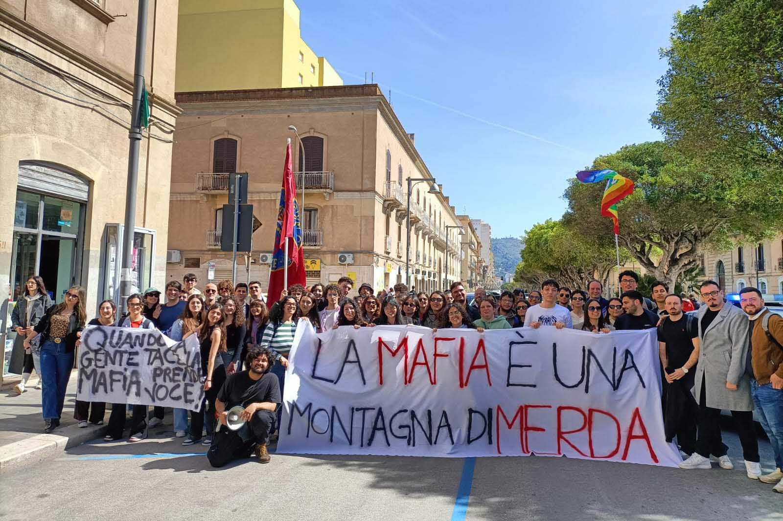 Studentesse e studenti di Unict alla Giornata della Memoria e dell'Impegno in ricordo delle vittime innocenti delle mafie