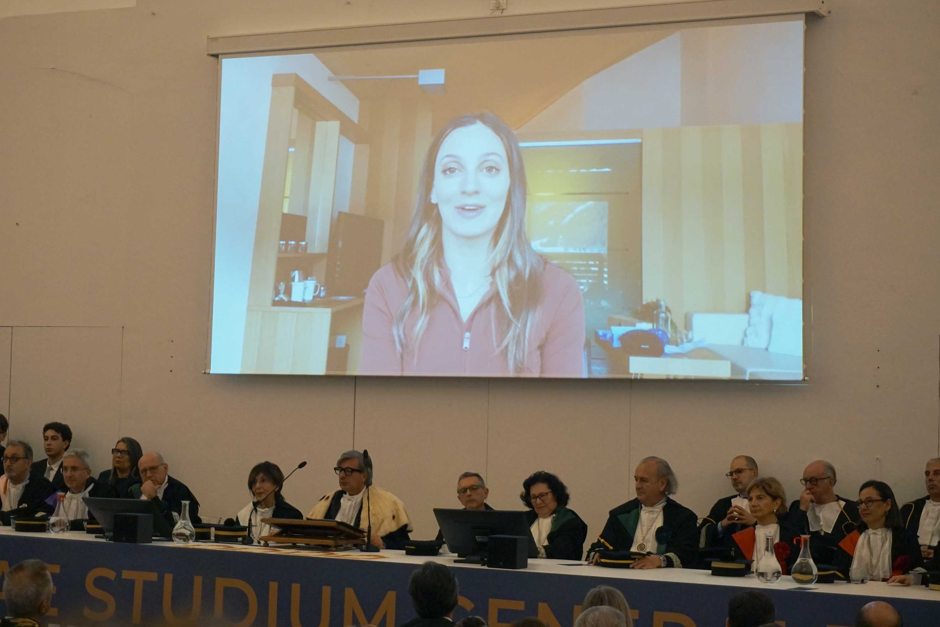 Rossella Fiamingo in video collegamento