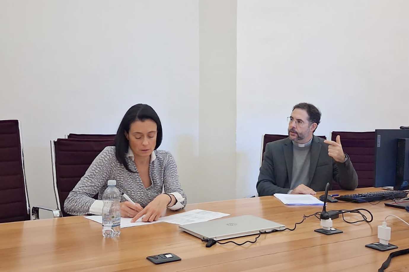 Un momento dell’intervento di don Isaac Manero Sanz