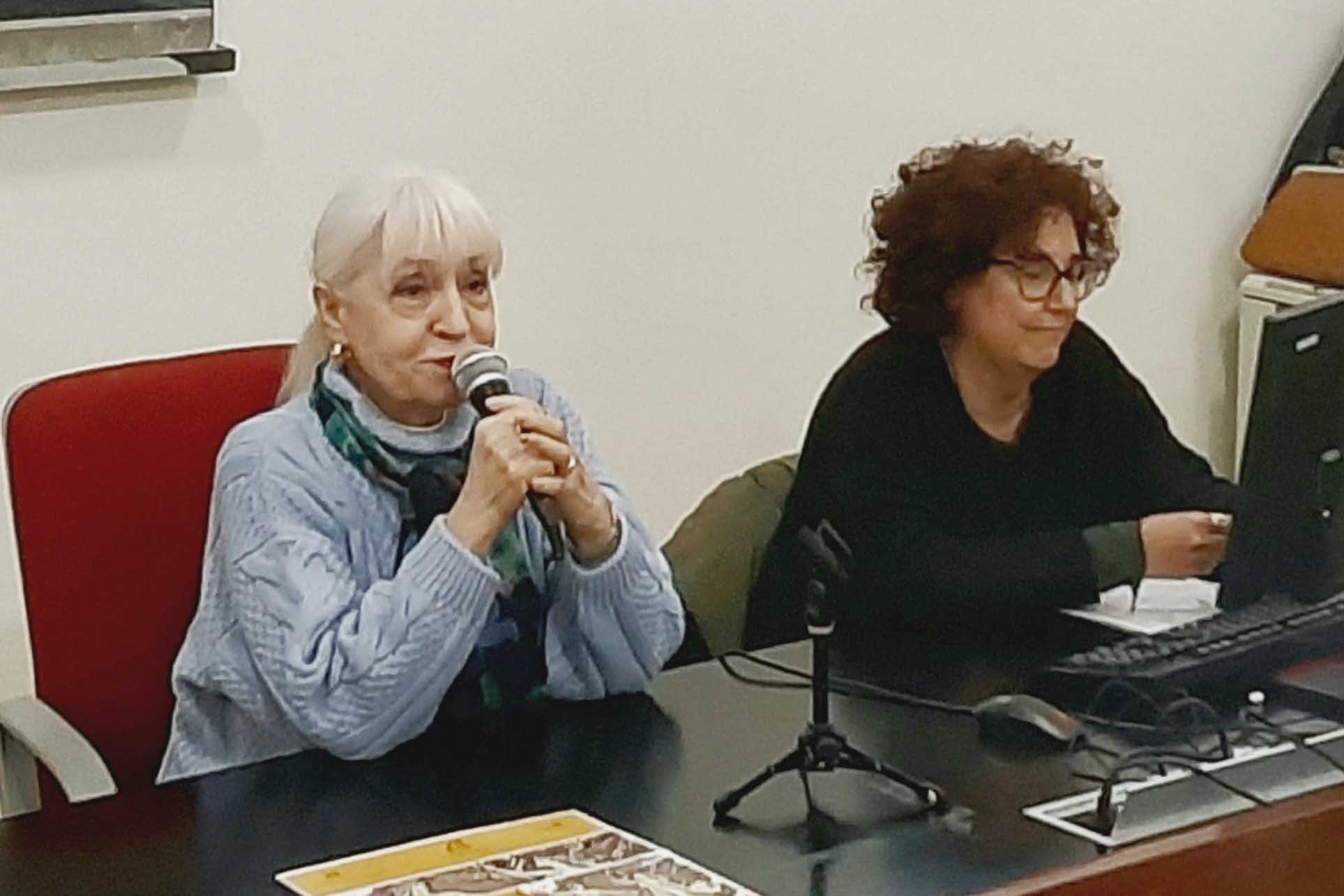 Un momento dell'intervento della prof.ssa Rosalba Galvagno