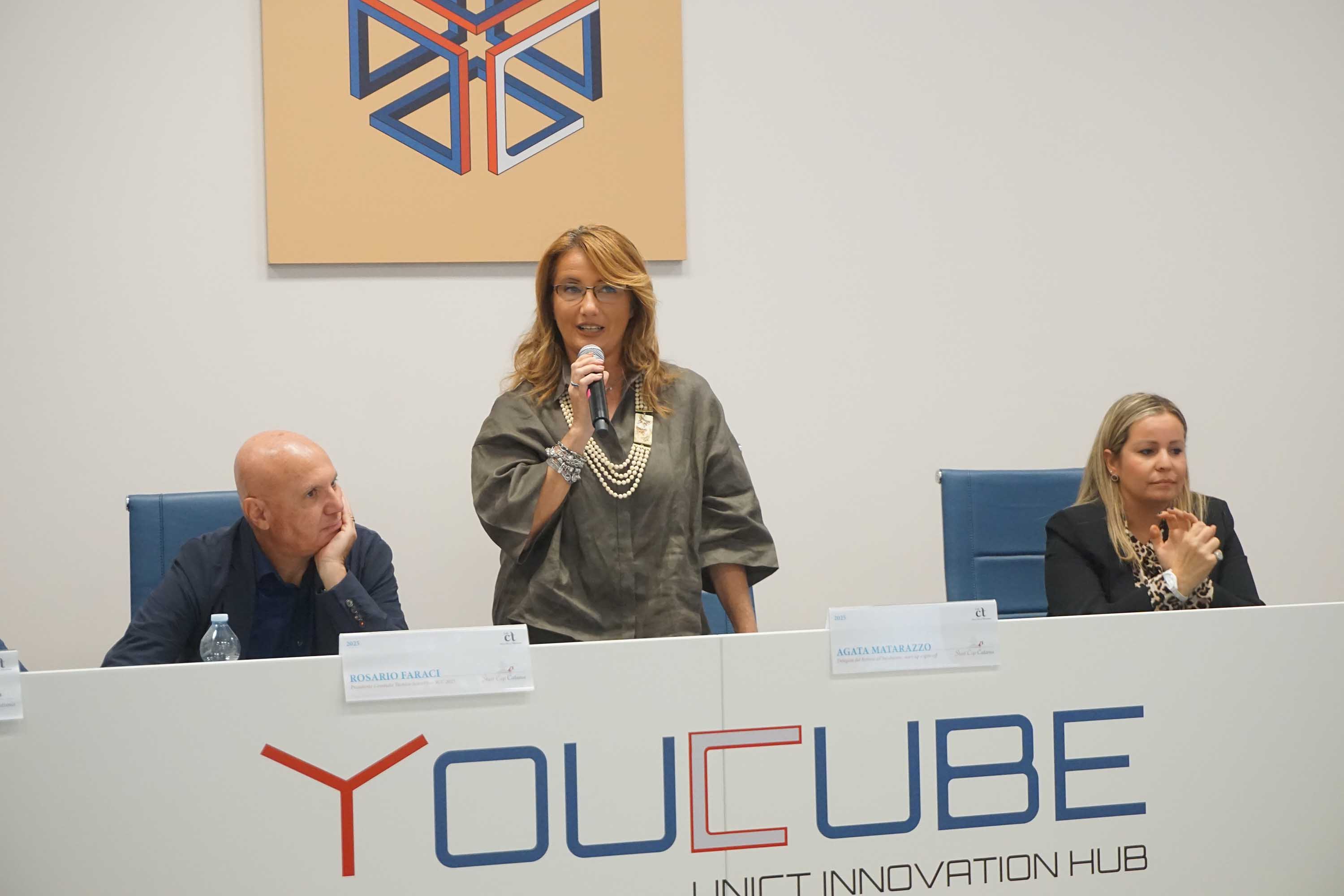 Un momento dell'intervento della prof.ssa Agata Matarazzo