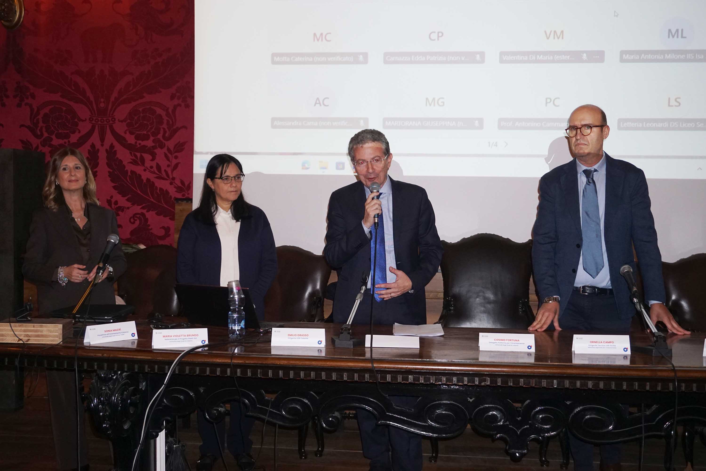 Un momento dell'intervento del dott. Emilio Grasso