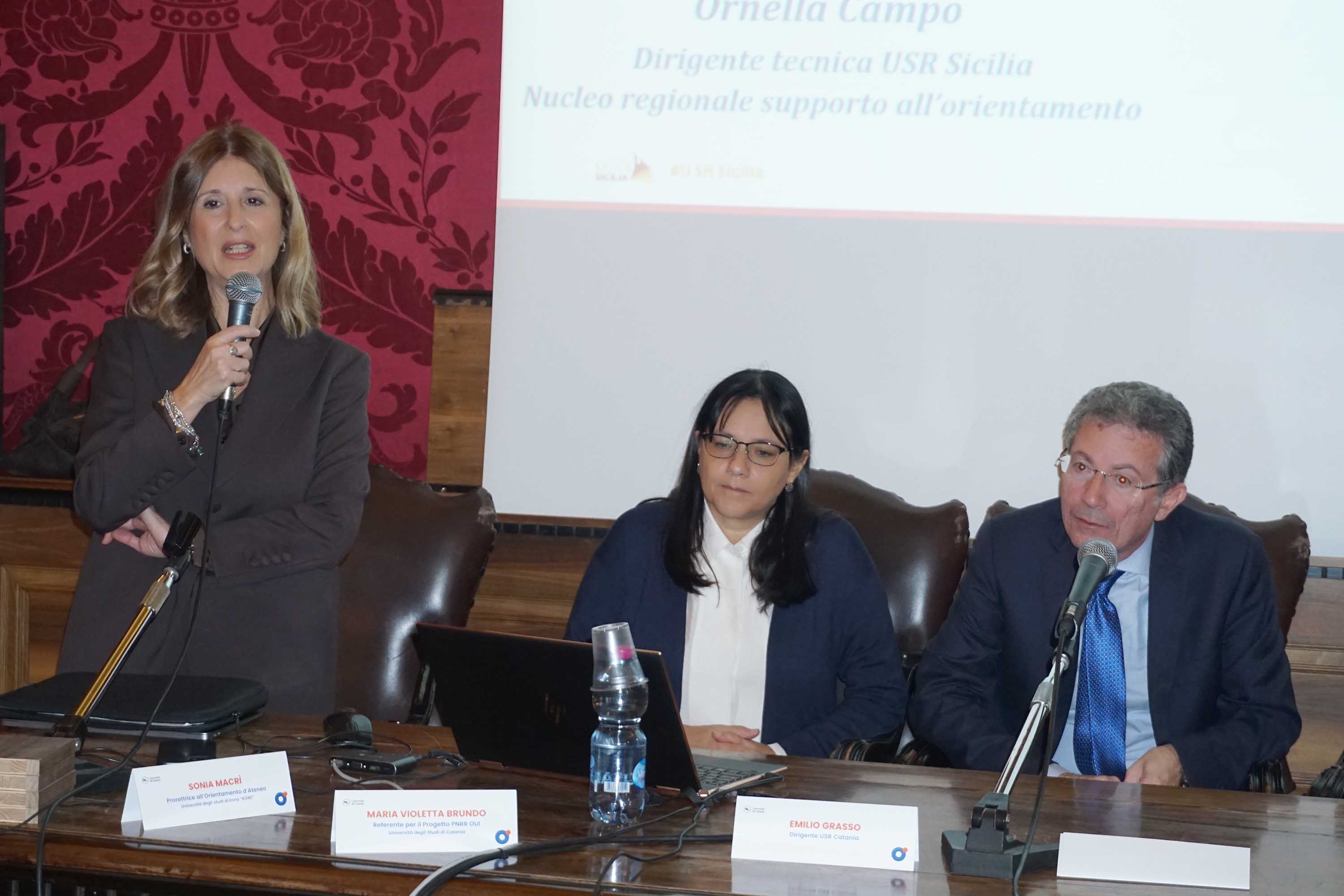 Un momento dell'intervento della dott.ssa Ornella Campo