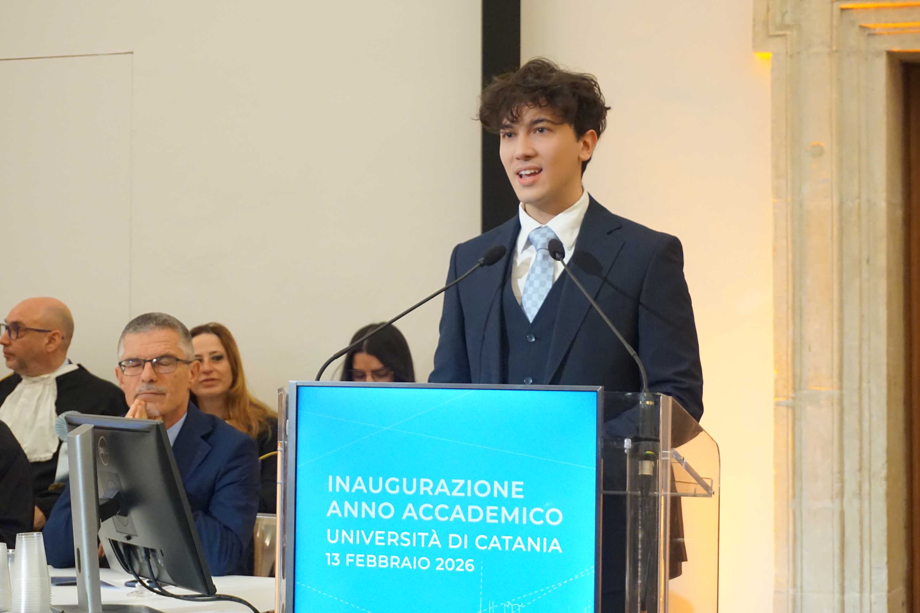 Un momento dell'intervento dello studente Francesco Pezzillo