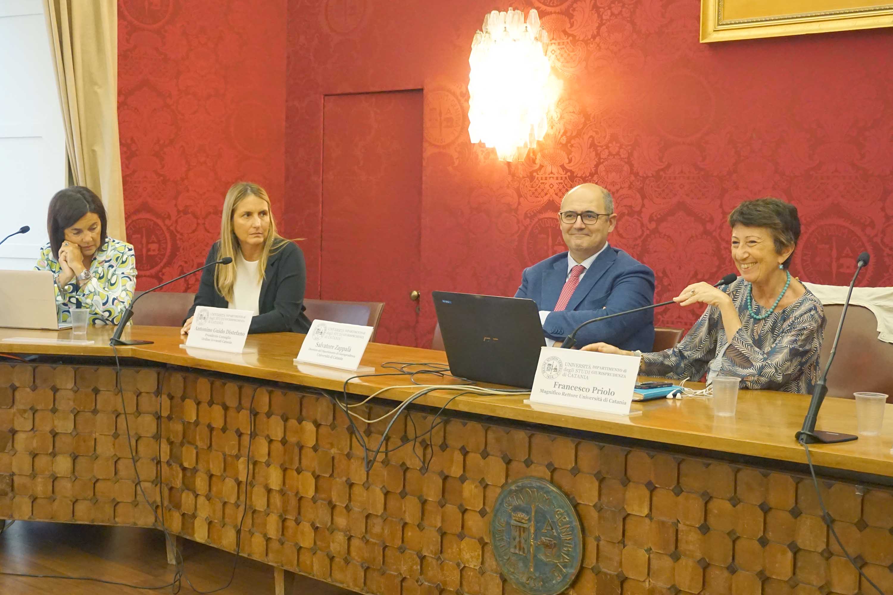 Un momento dell'intervento della prorettrice Francesca Longo