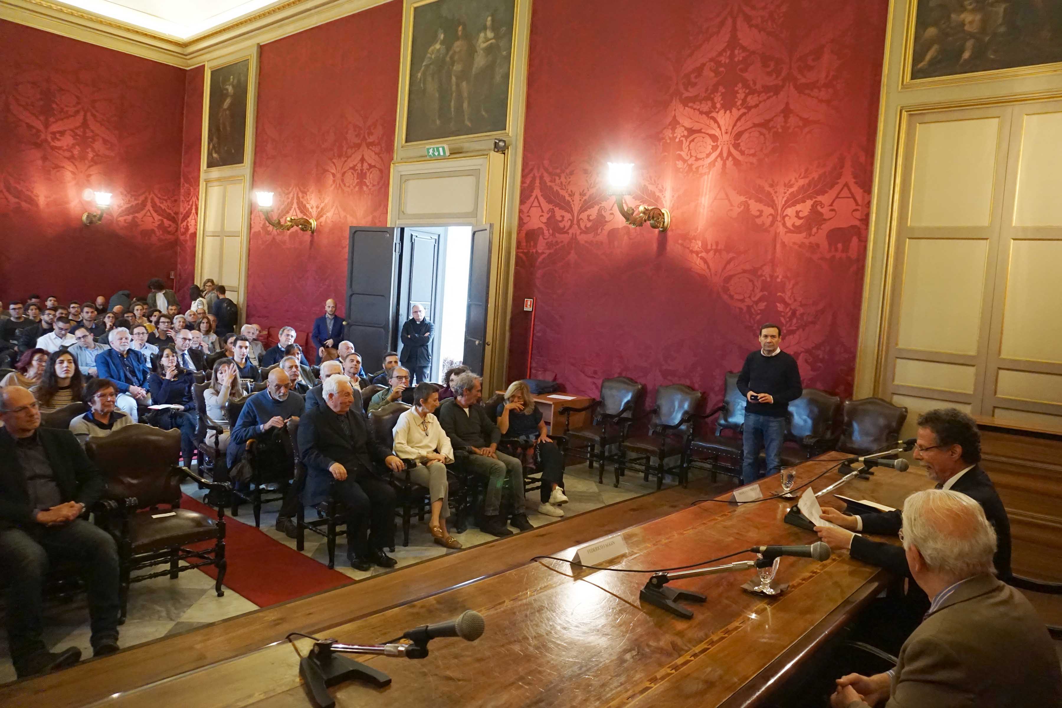 Un momento dell'intervento del rettore Francesco Priolo