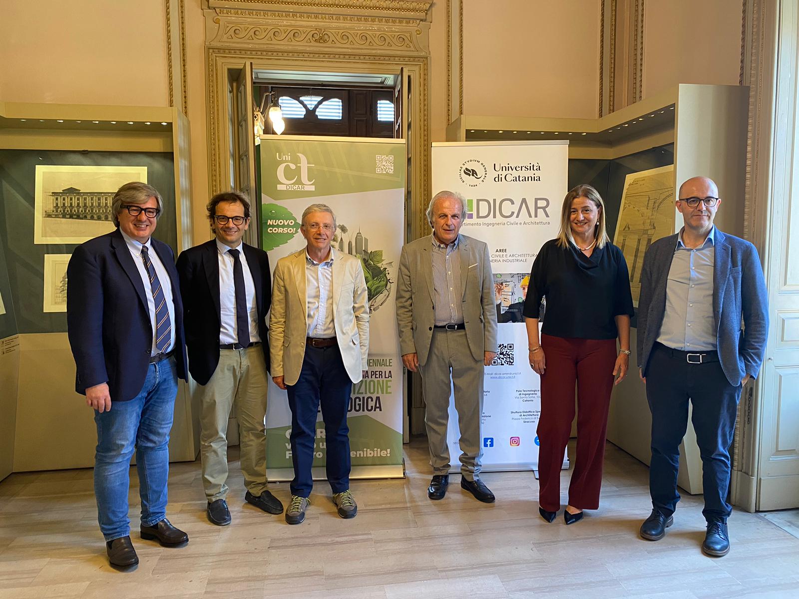 Nella foto da sinistra i docenti Enrico Foti, Alessandro Di Graziano, Sergio Fichera, Matteo Ignaccolo, Annalisa Greco e Gianluca Cicala