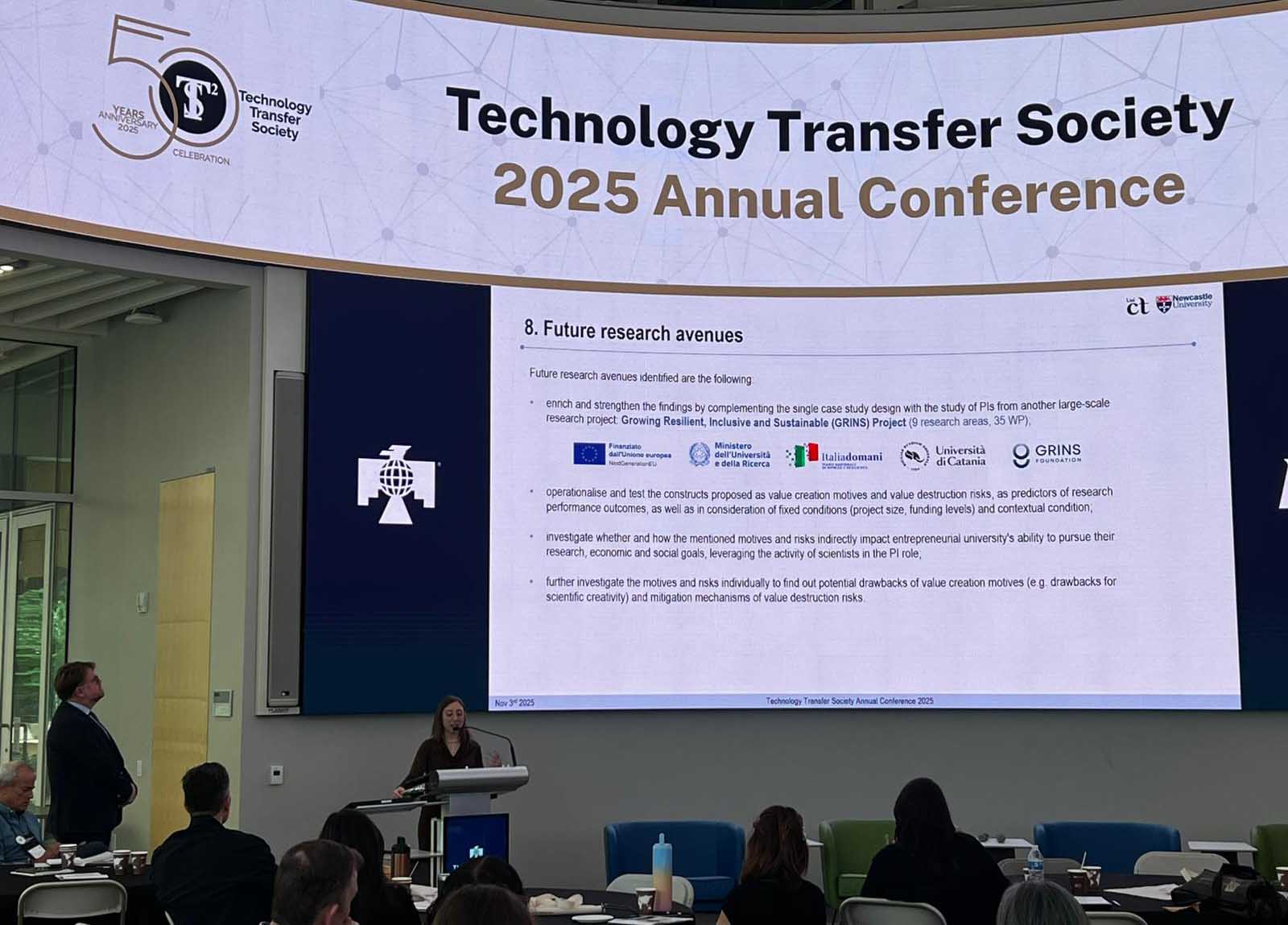 Un momento della presentazione di Alessia Munnia