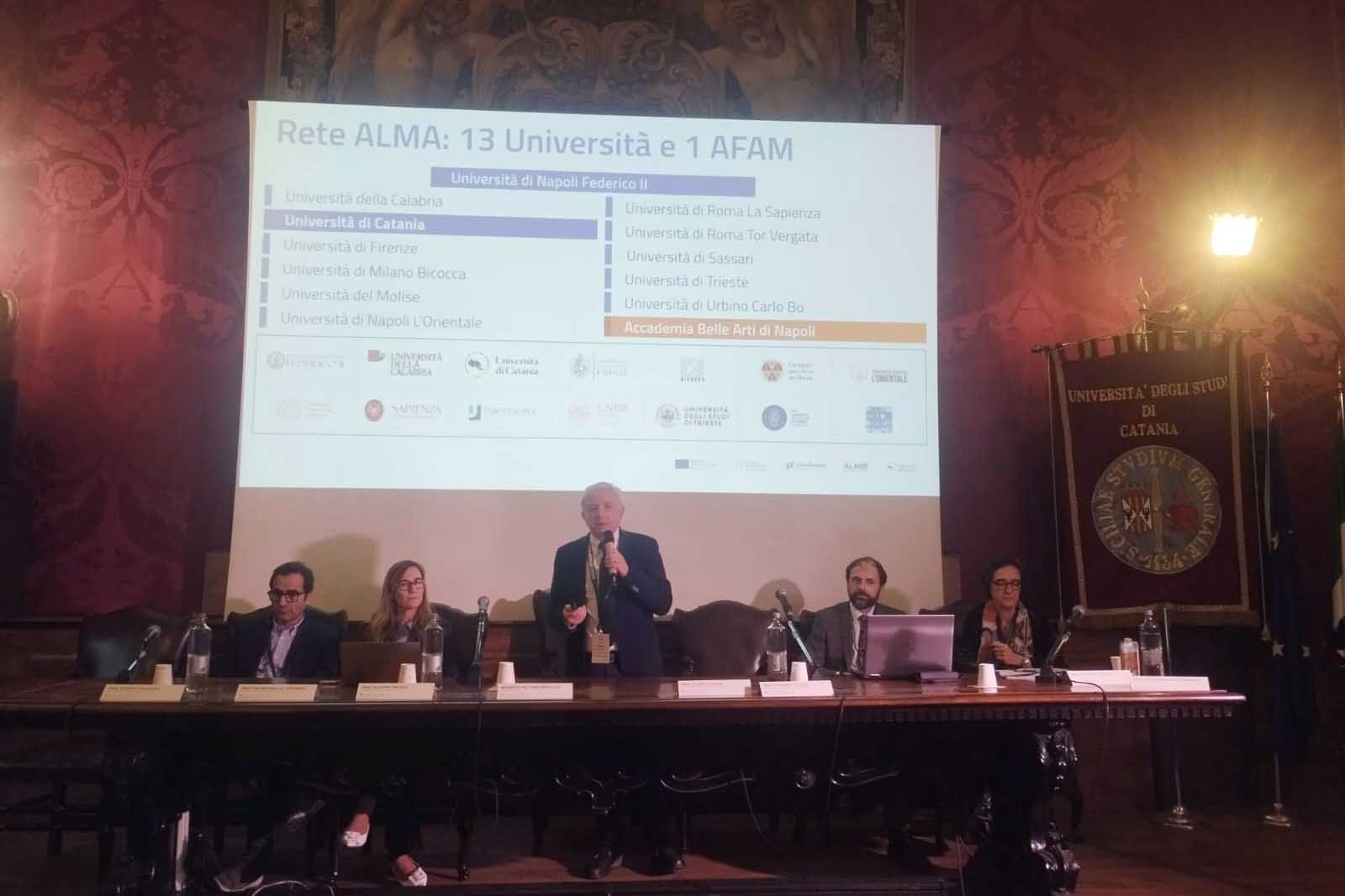 Un momento dell'intervento del prof. Alberto Fichera