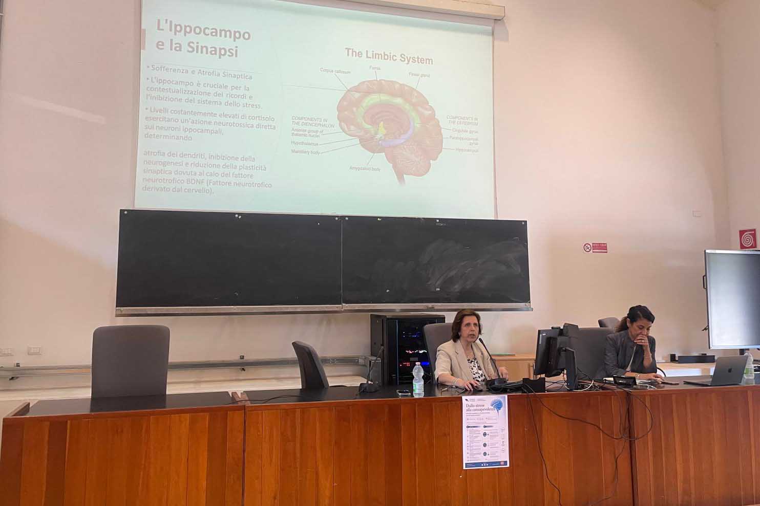 Un momento dell'intervento della prof.ssa Concetta De Pasquale