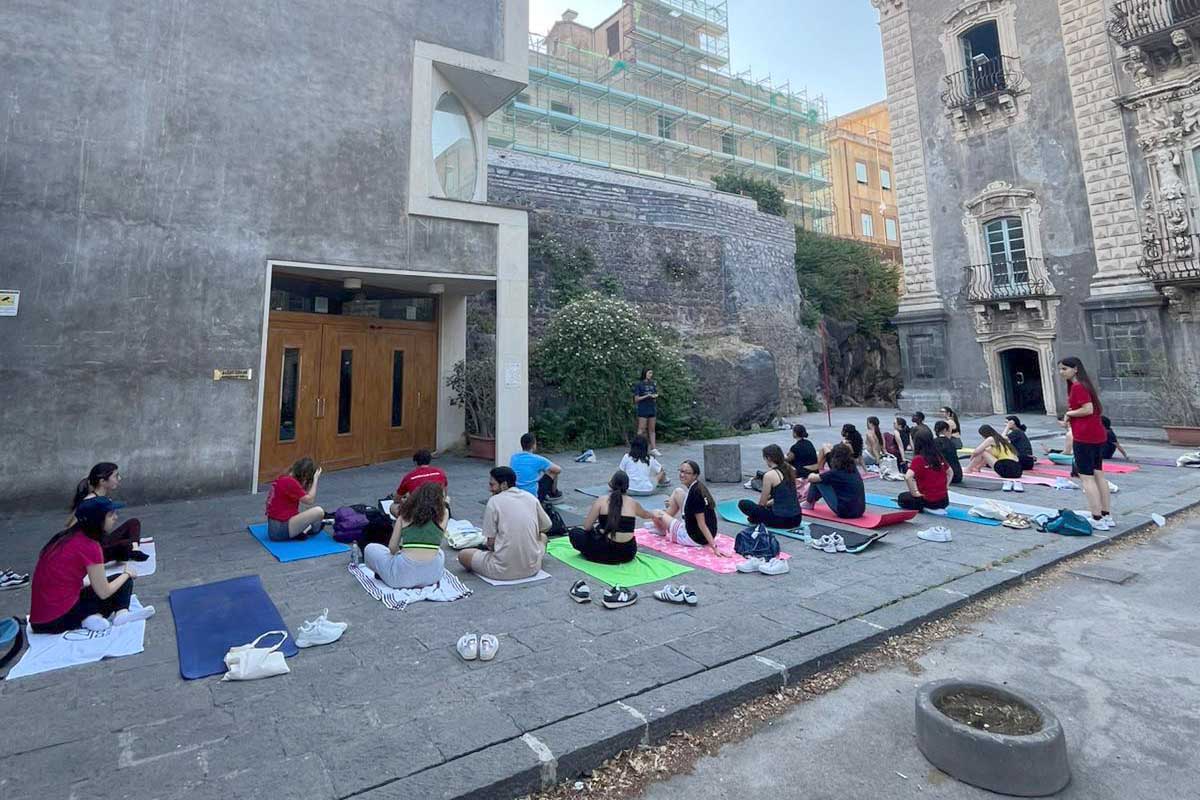 Studentesse e studenti impegnati in attività del progetto Pro-Ben