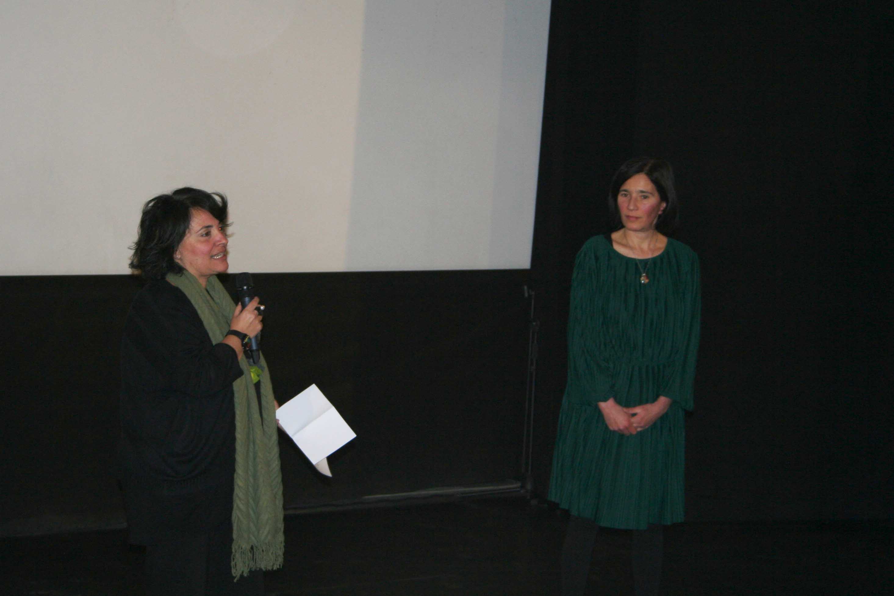 Un momento dell'intervento di Stefania Rimini, docente Unict, e Santina Arena, organizzatrice dell’evento