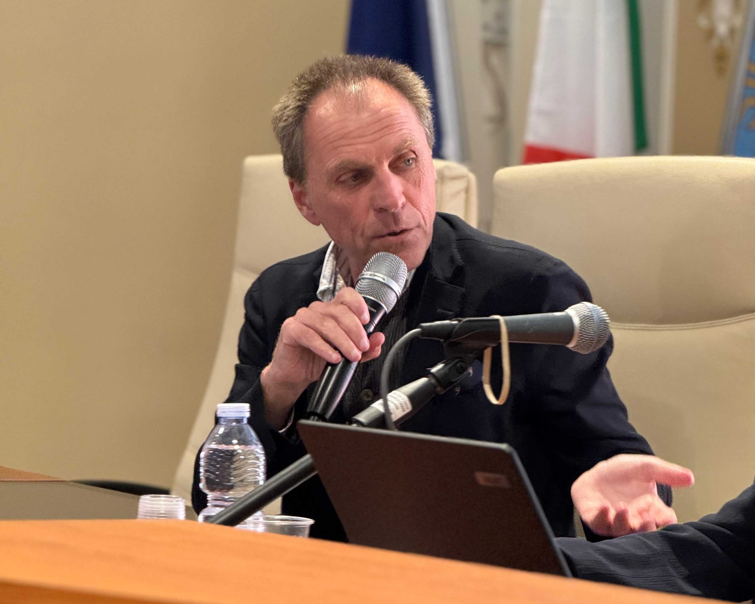 In foto Giovanni Parapini