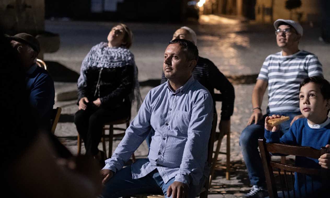 Un frame del cortometraggio A occhi aperti 