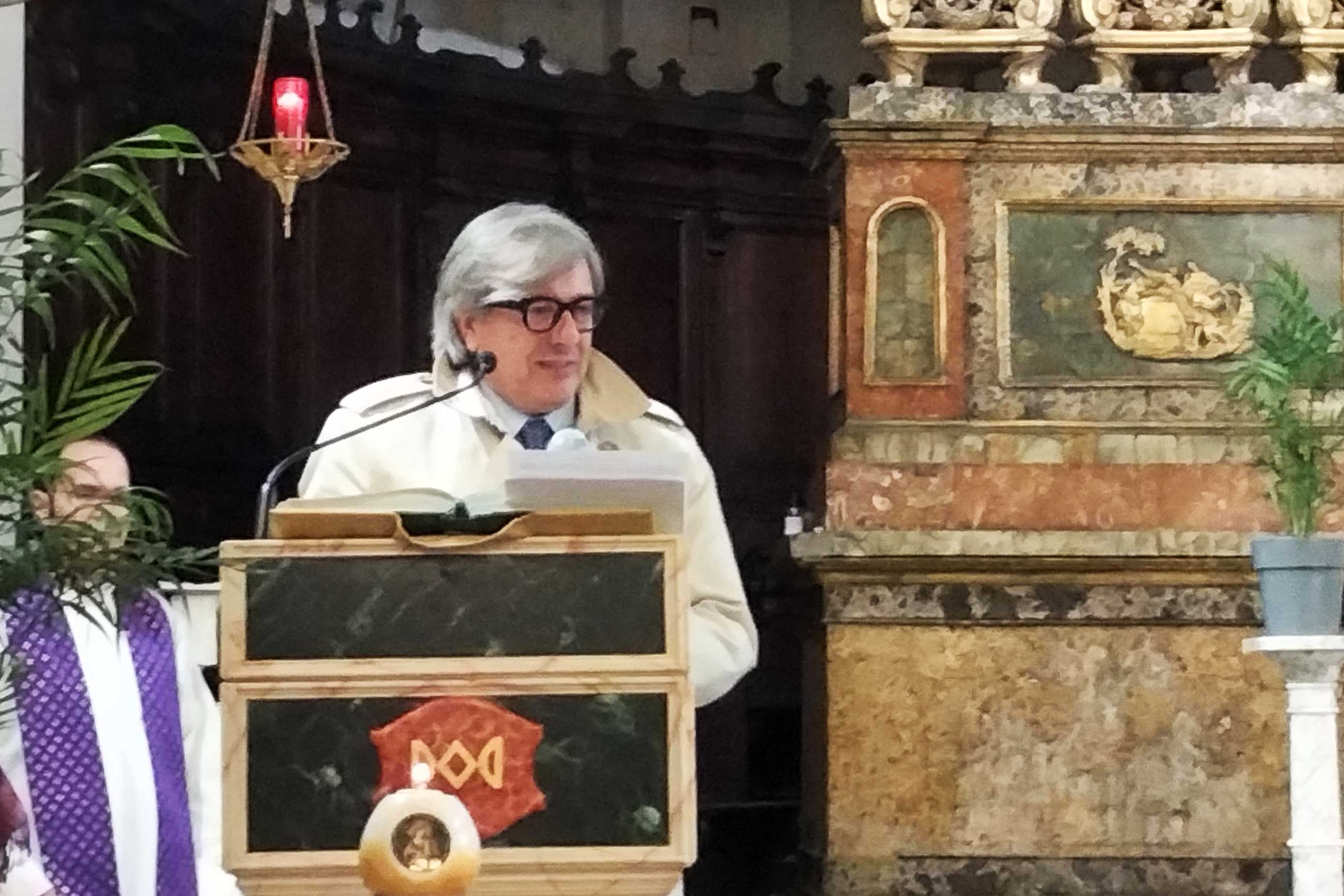 Un momento dell'intervento del rettore Enrico Foti