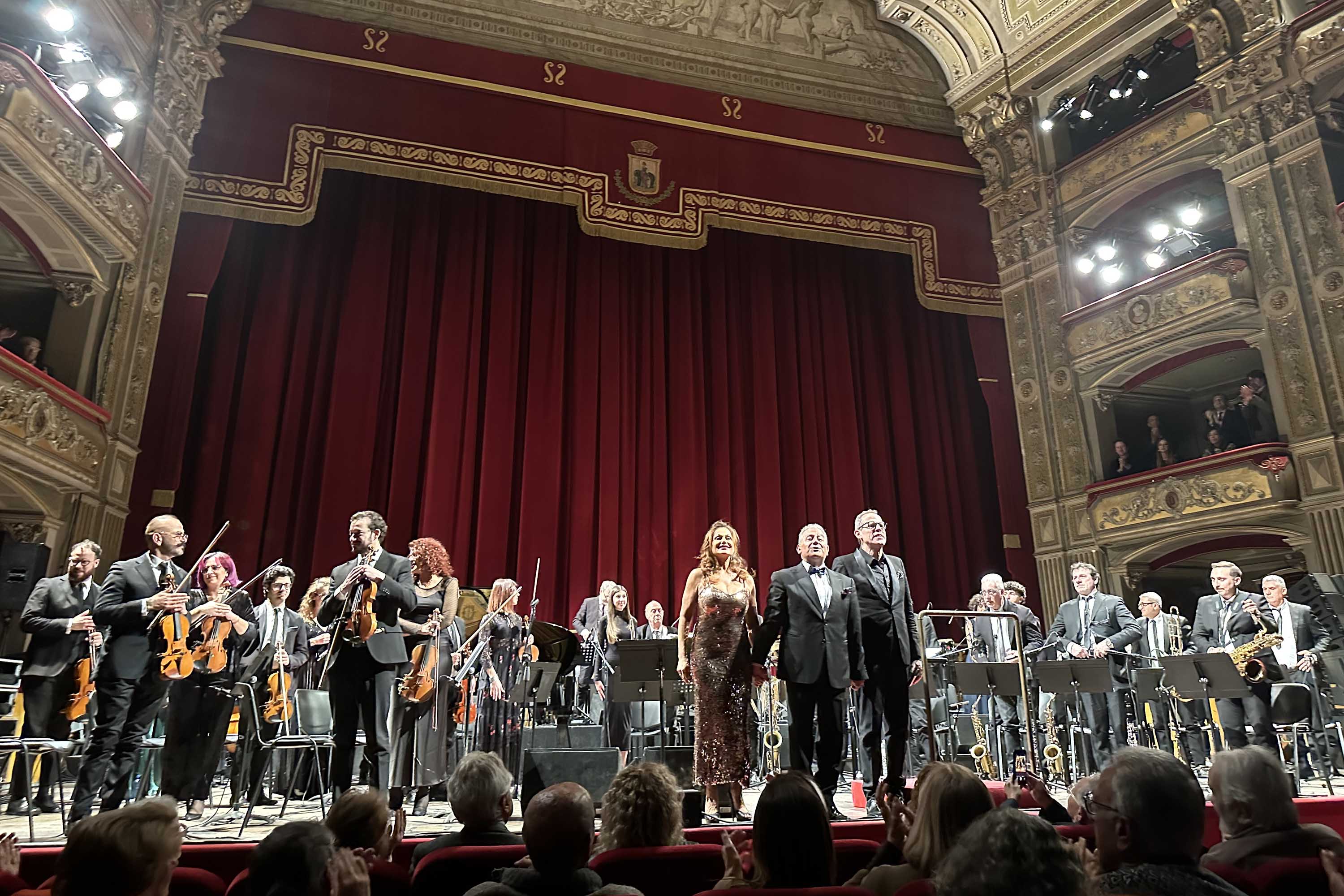 Il direttore Riina, la cantante Garsia e l’armonicista Milici