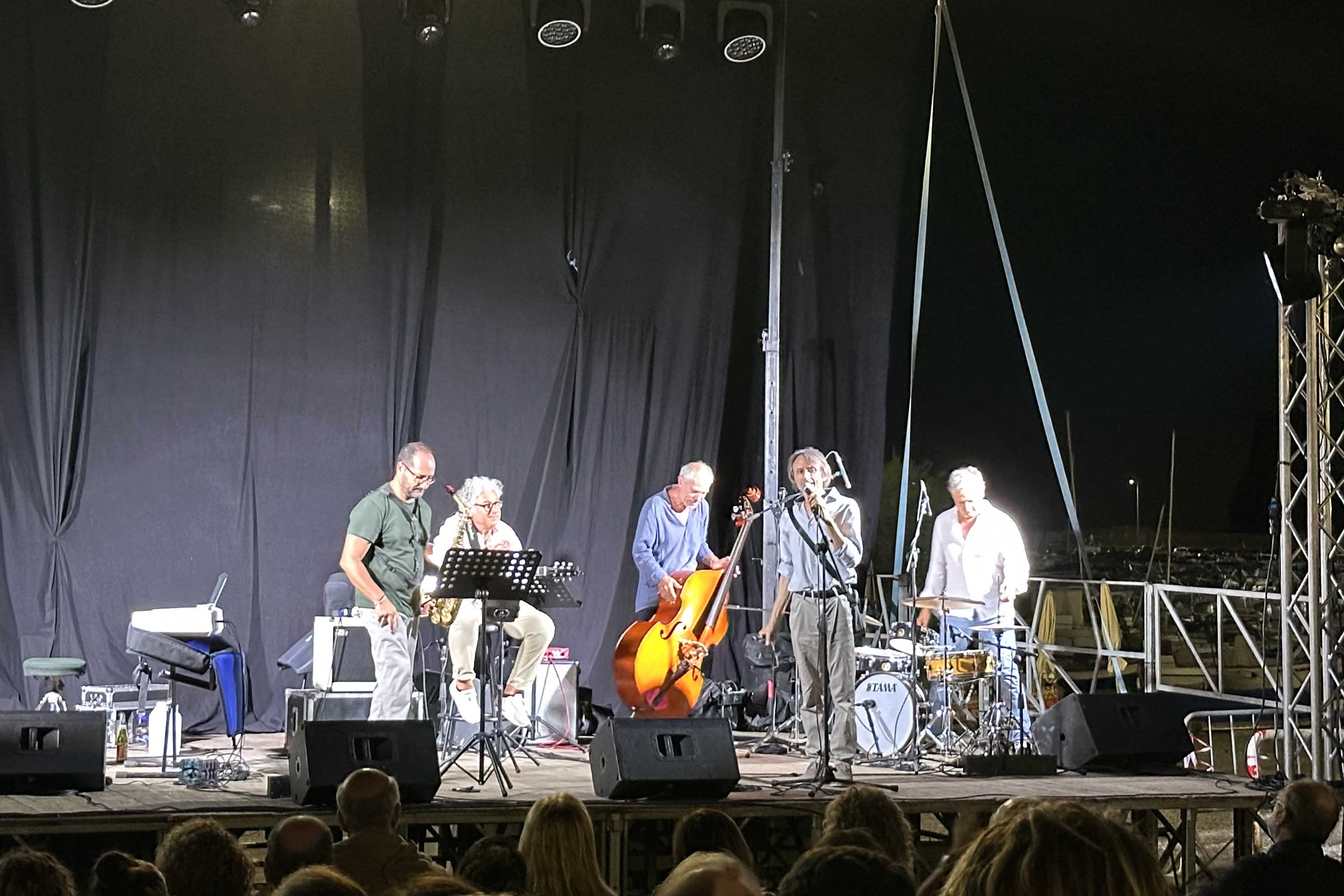 La formazione dell’Alibrandi Jazz Quarter al completo sul palco
