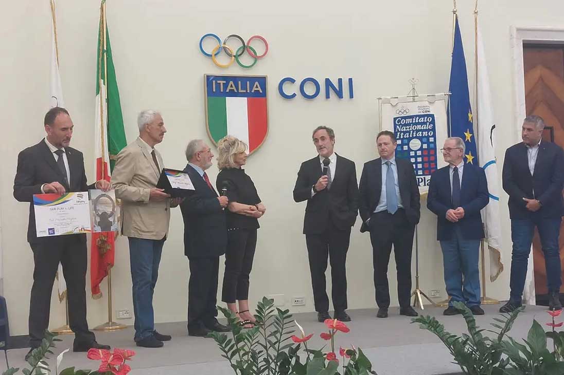 Un momento della premiazione al Coni