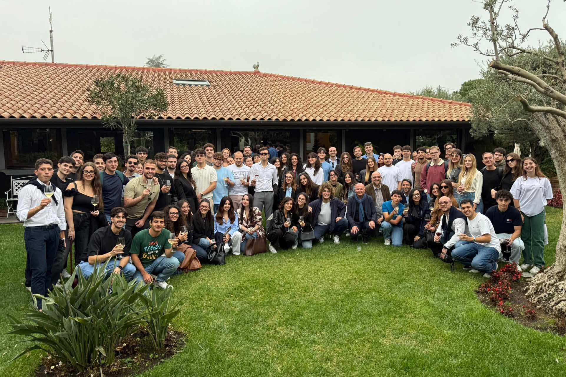 Un momento della visita a Tenute Nicosia 