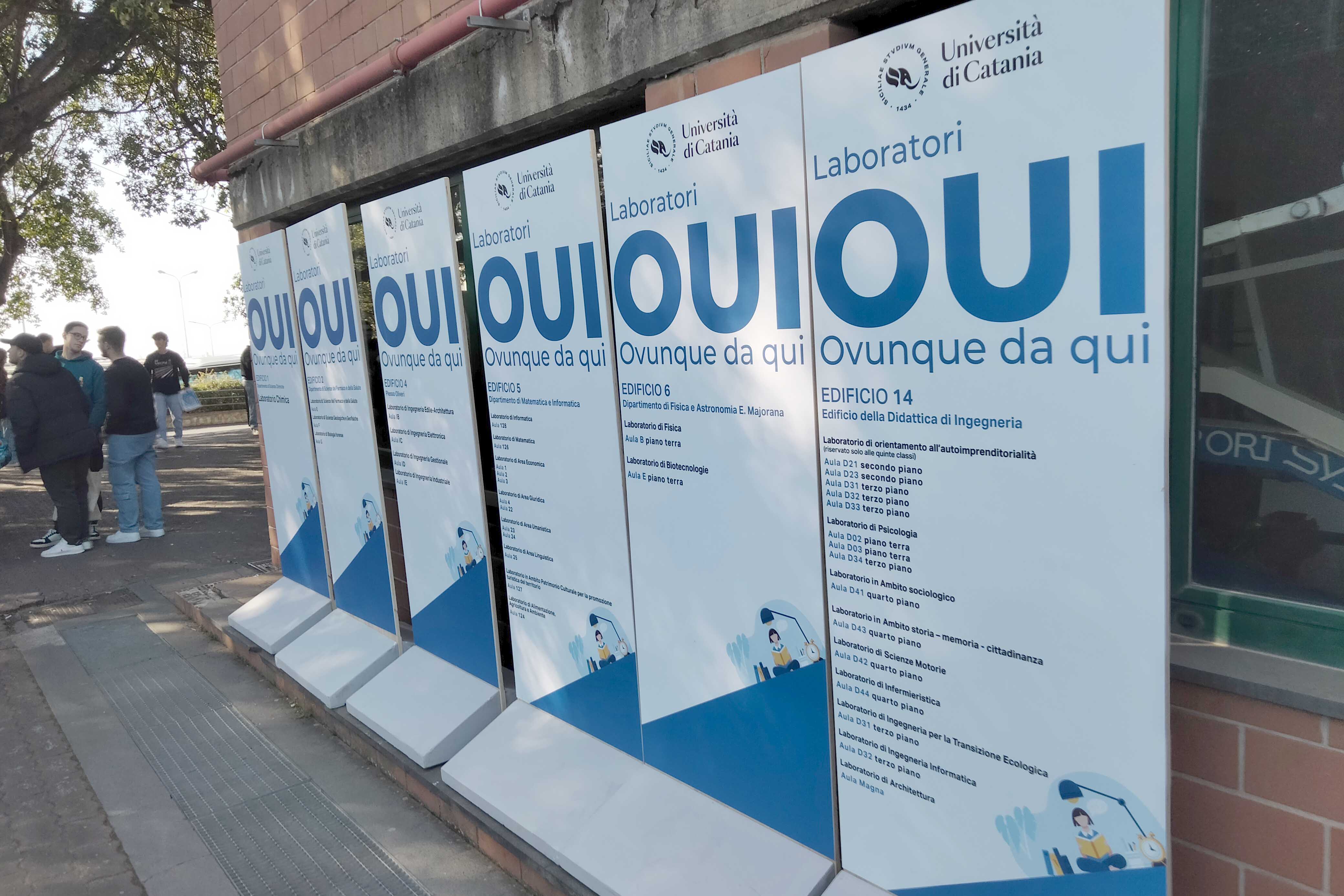 Lo stand di OUI al Salone dell'Orientamento