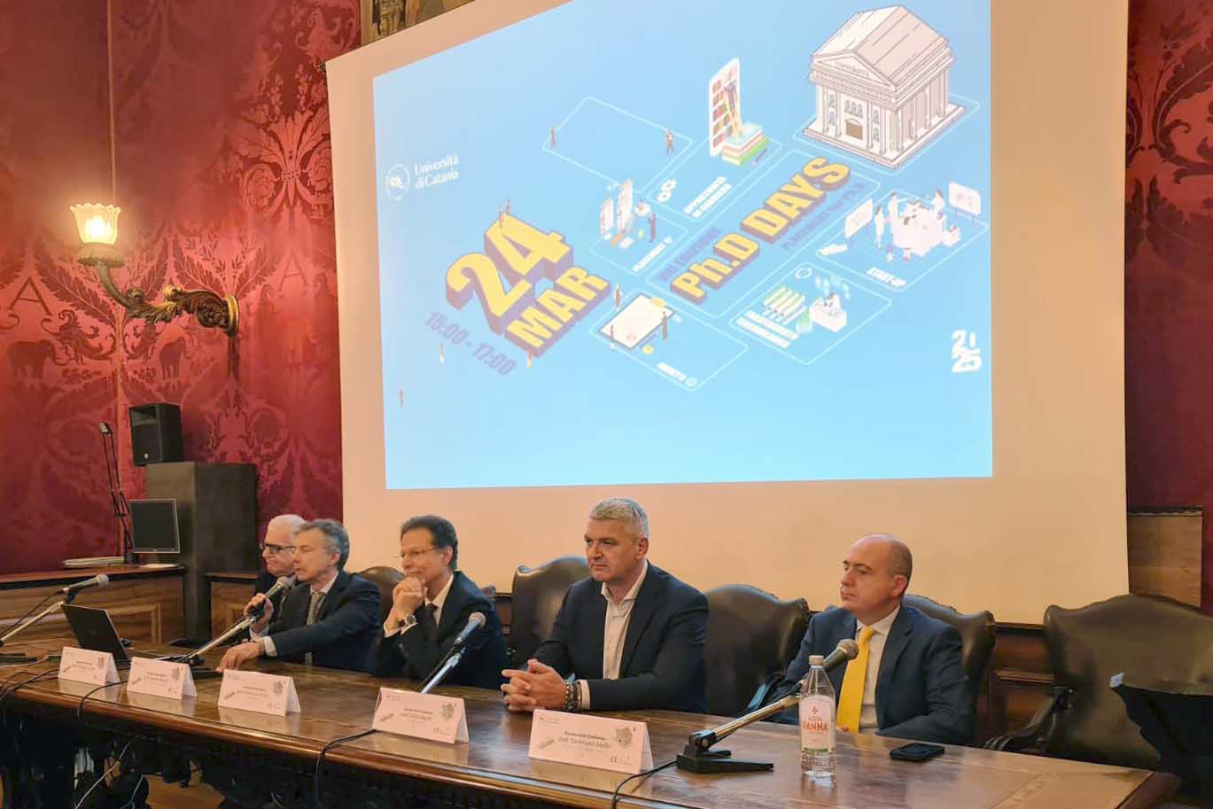 Il tavolo dei relatori