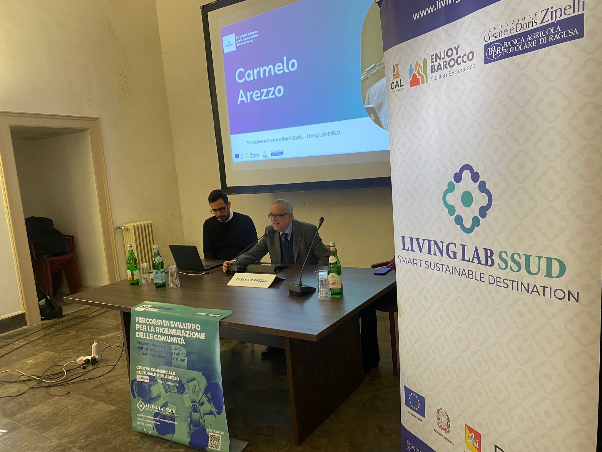 Un momento dell'intervento del dott. Carmelo Arezzo