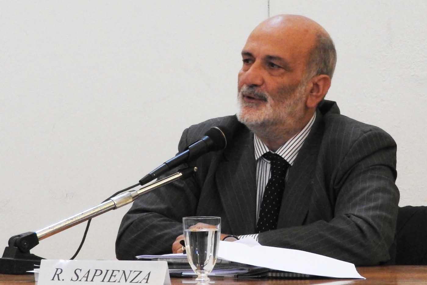 Il prof. Rosario Sapienza