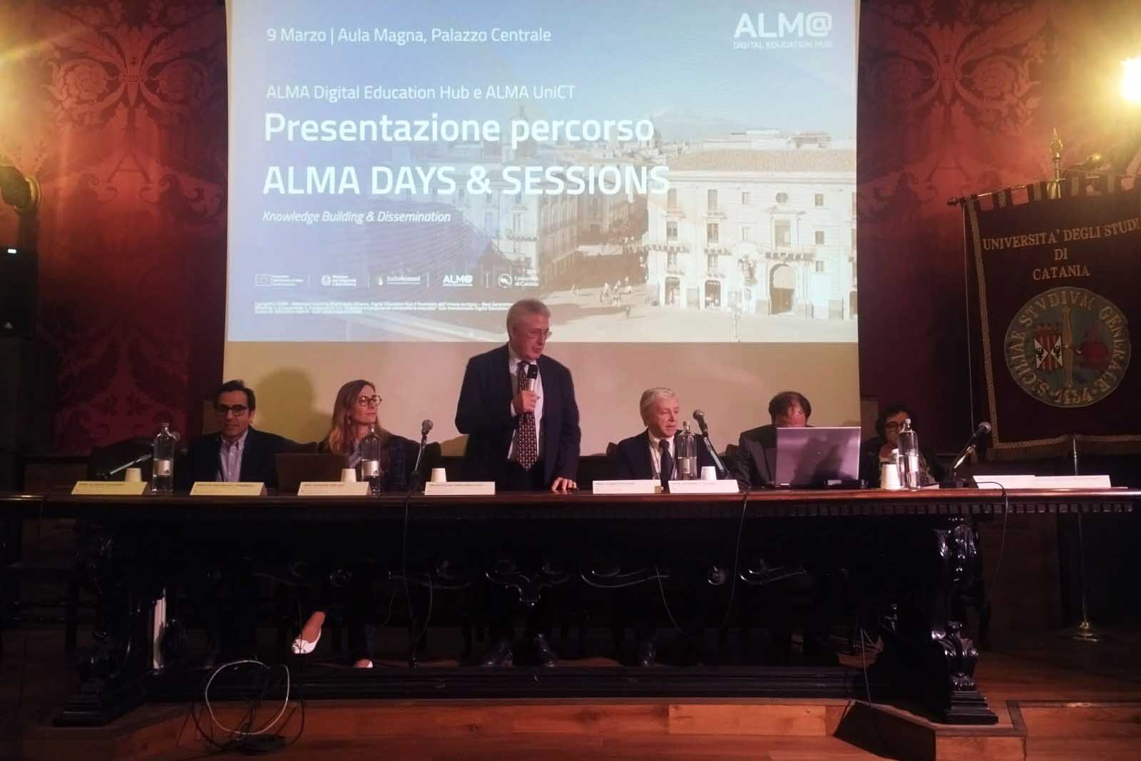 Un momento dell'intervento del prof. Giuseppe Speciale