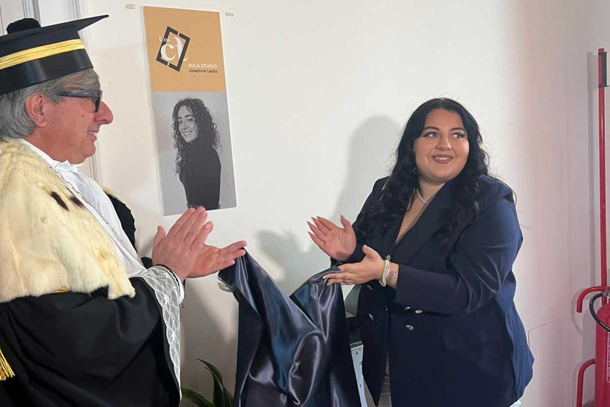 In foto il rettore Enrico Foti e Jacqueline Leotta, sorella di Josephine