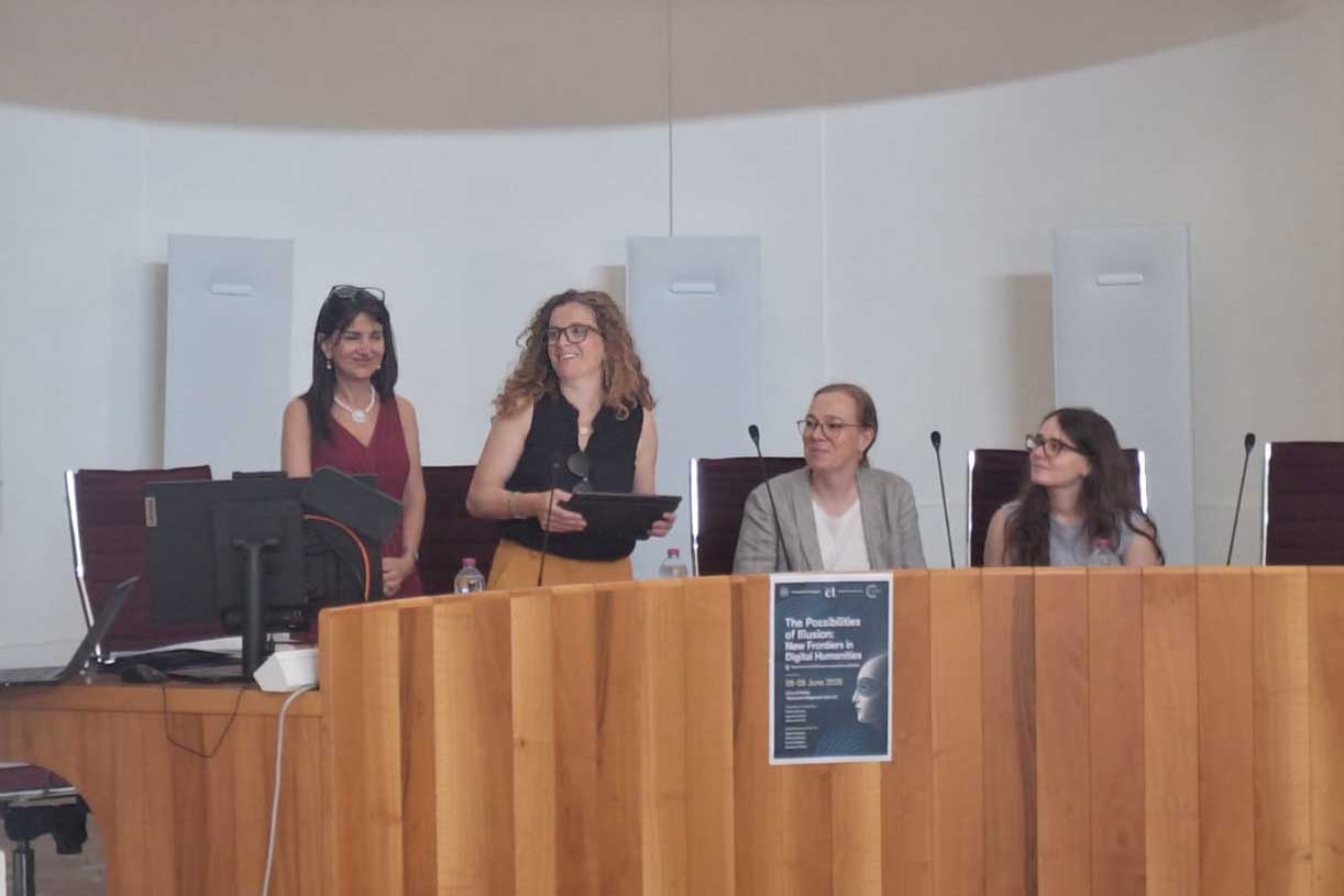 Un momento dell'intervento della docente Agnese Amaduri