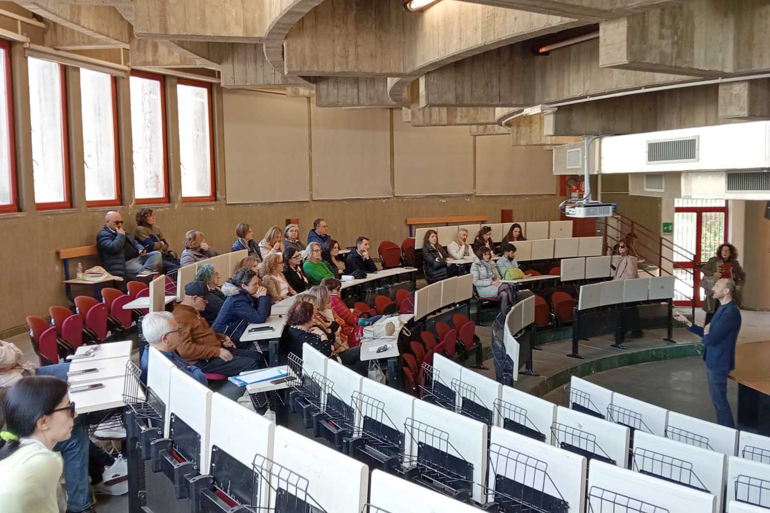 Un momento dell'intervento di Antonio Perdichizzi