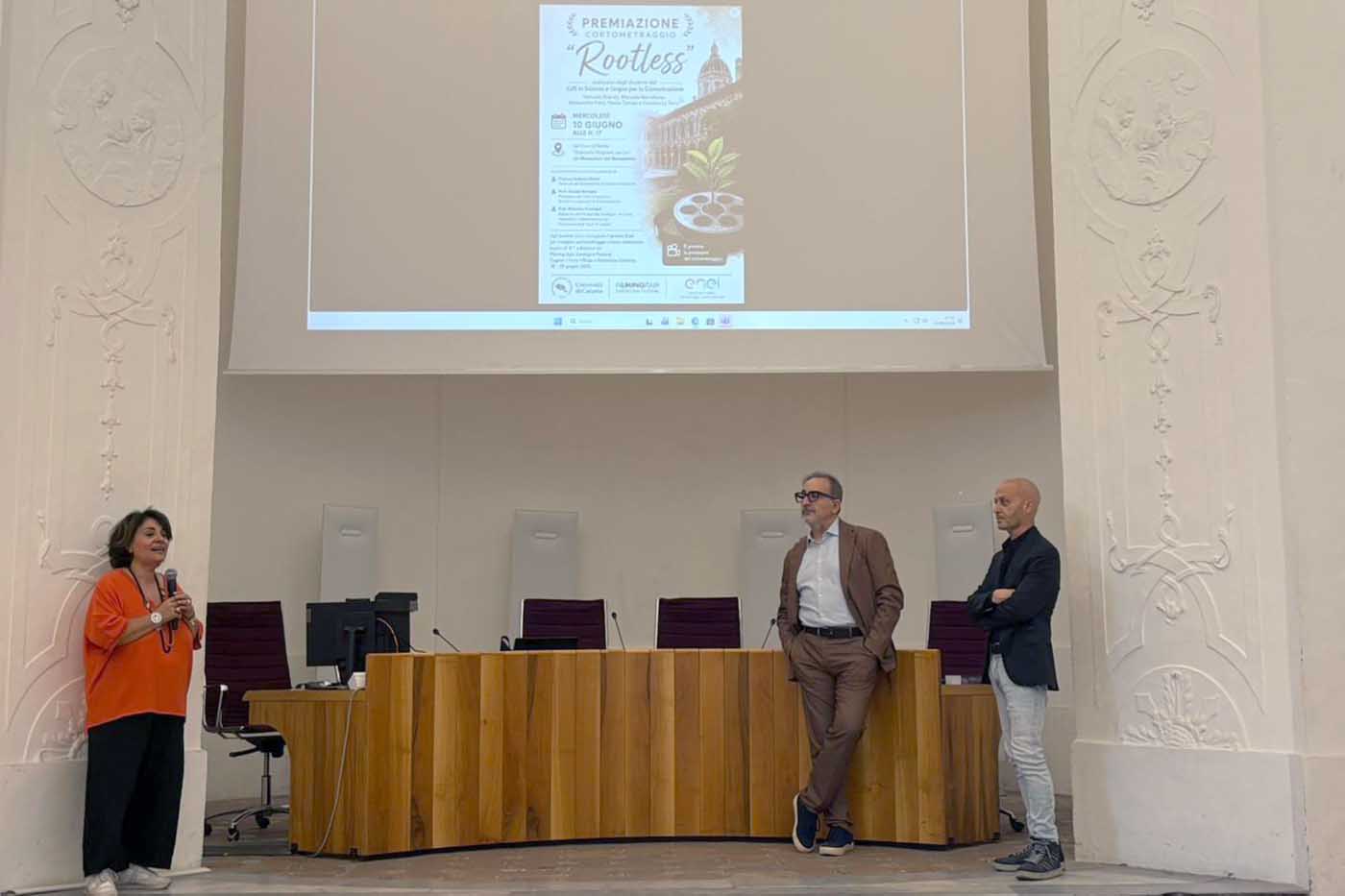 Un momento dell'intervento della prof.ssa Stefania Rimini