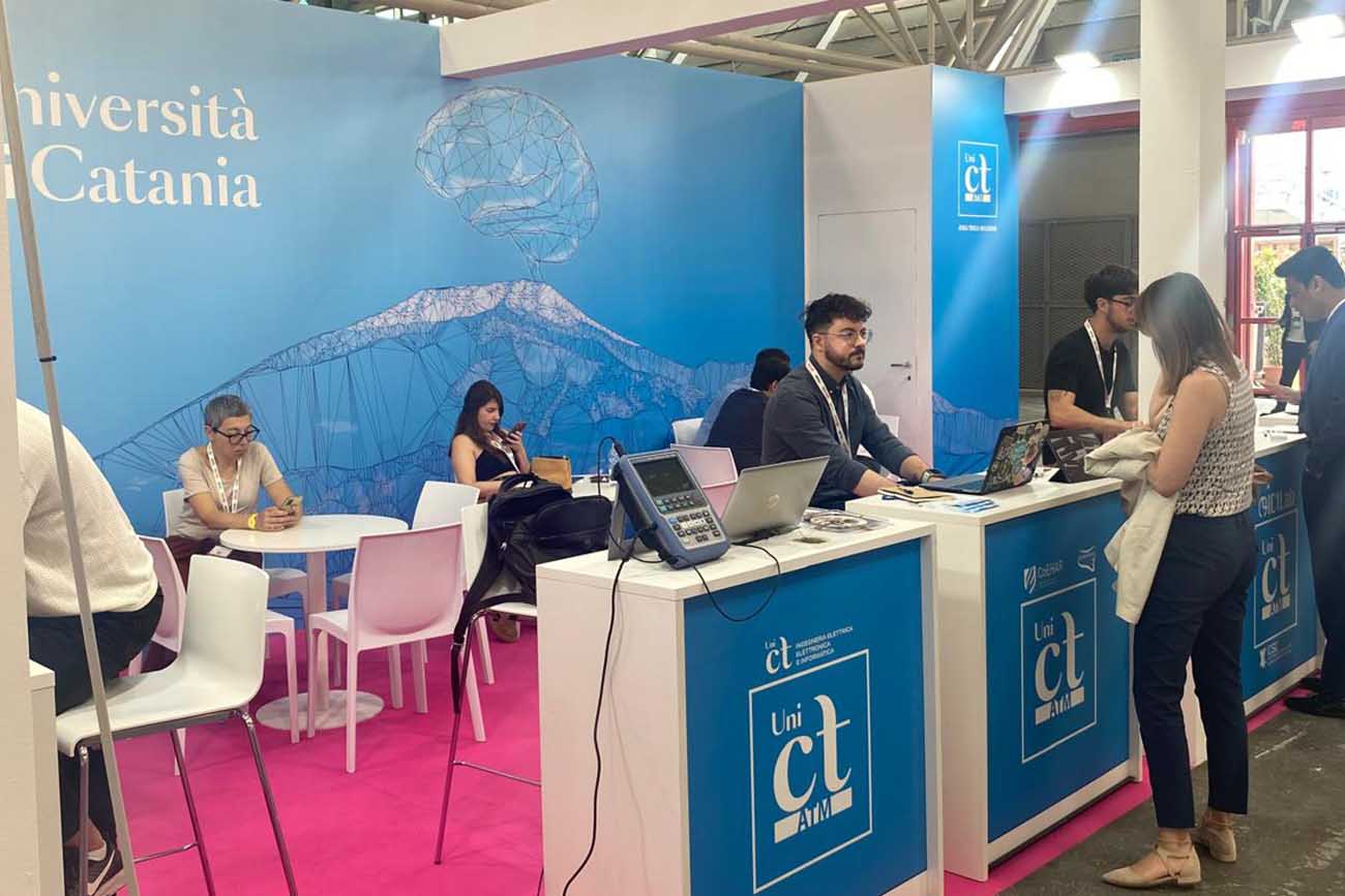 Visitatori negli stand Unict