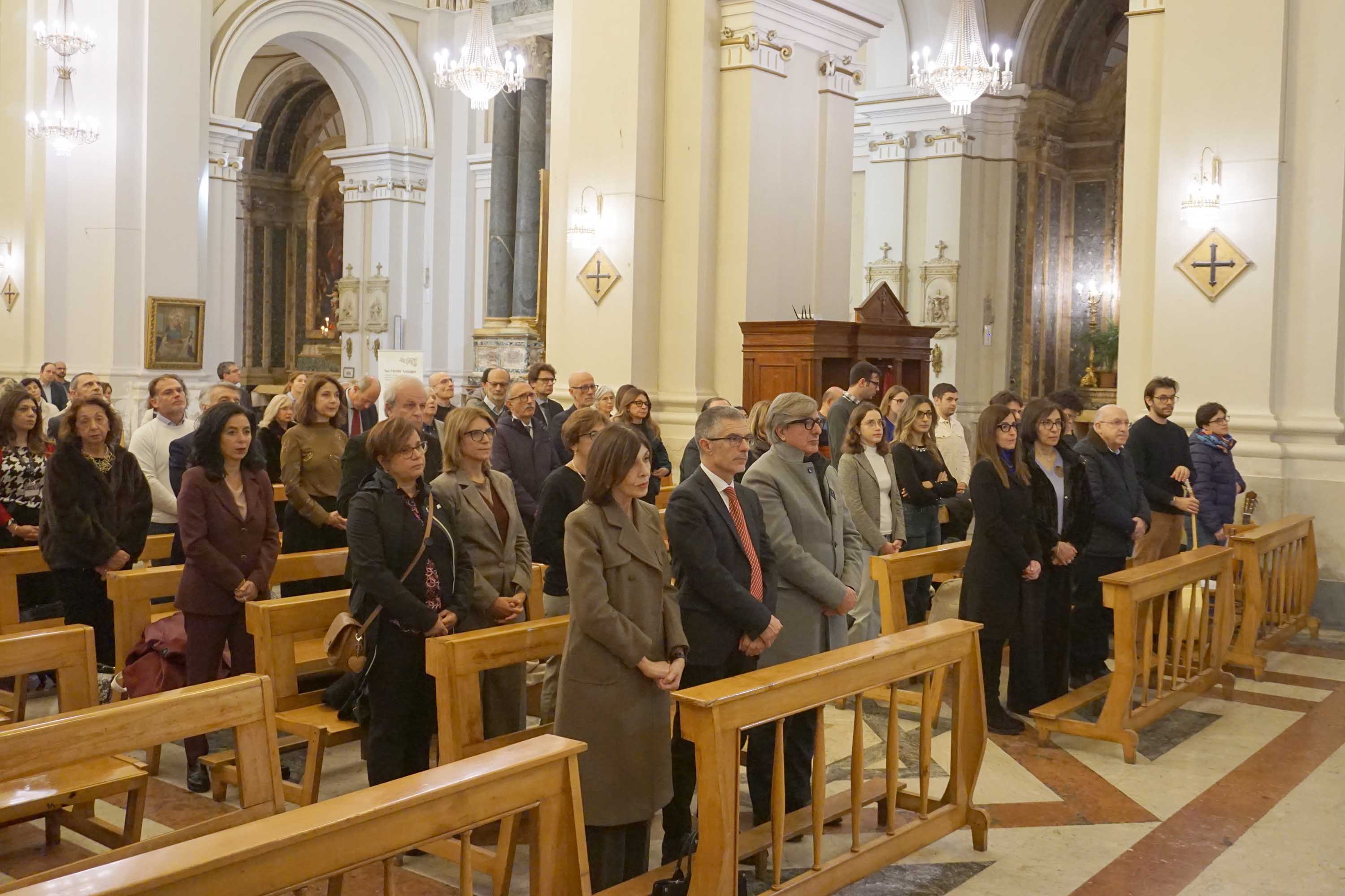 Docenti, studenti e personale tecnico-amministrativo presente alla cerimonia