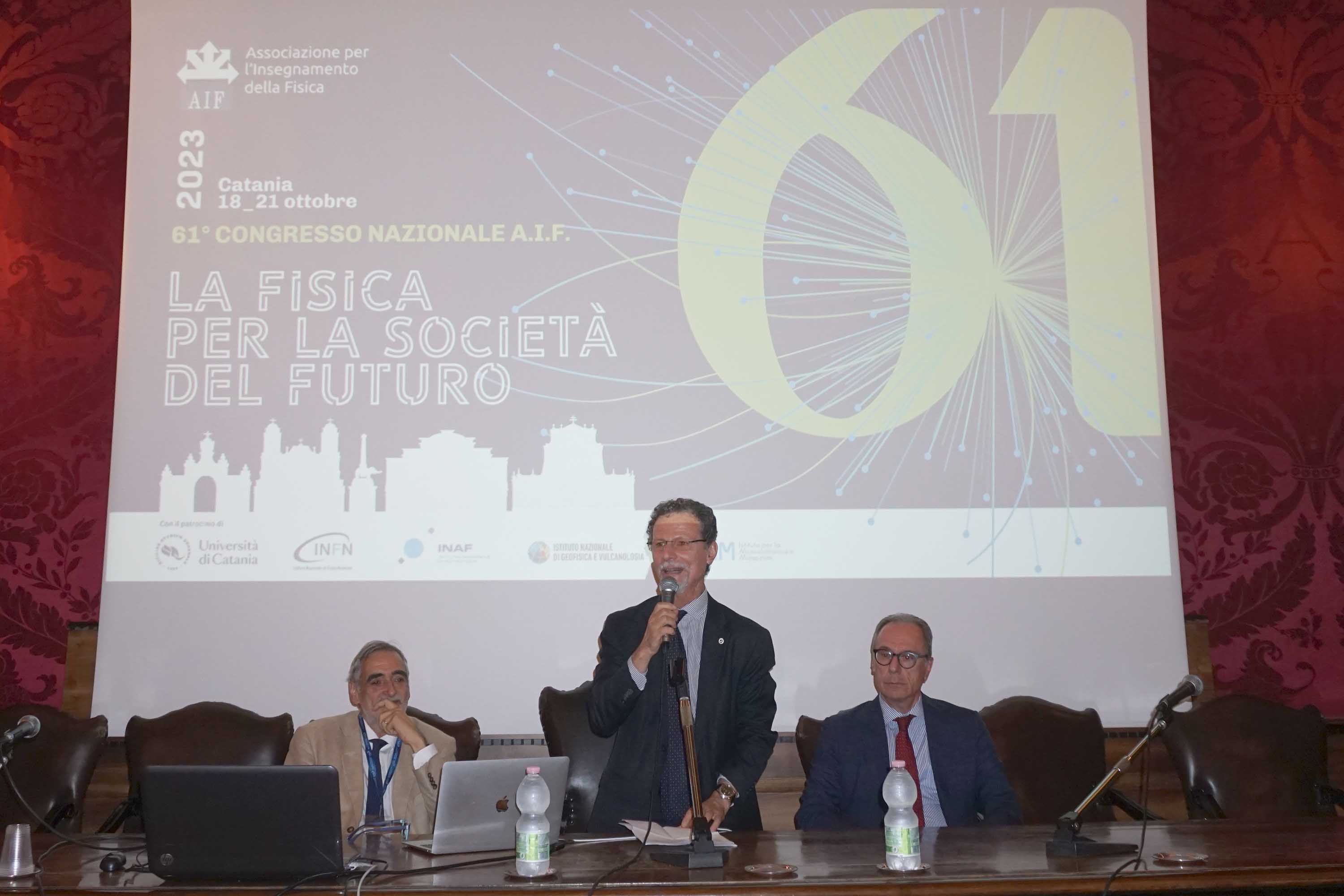 Un momento dell'intervento del rettore Francesco Priolo