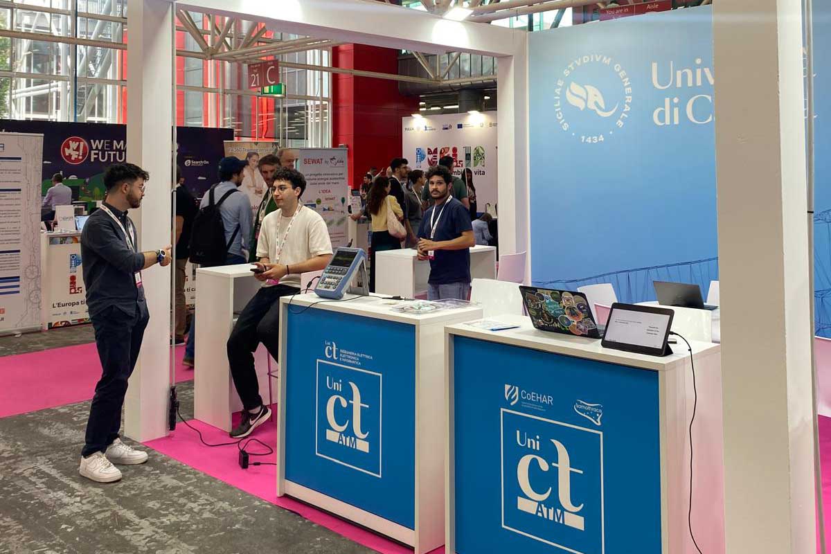 Visitatori negli stand Unict