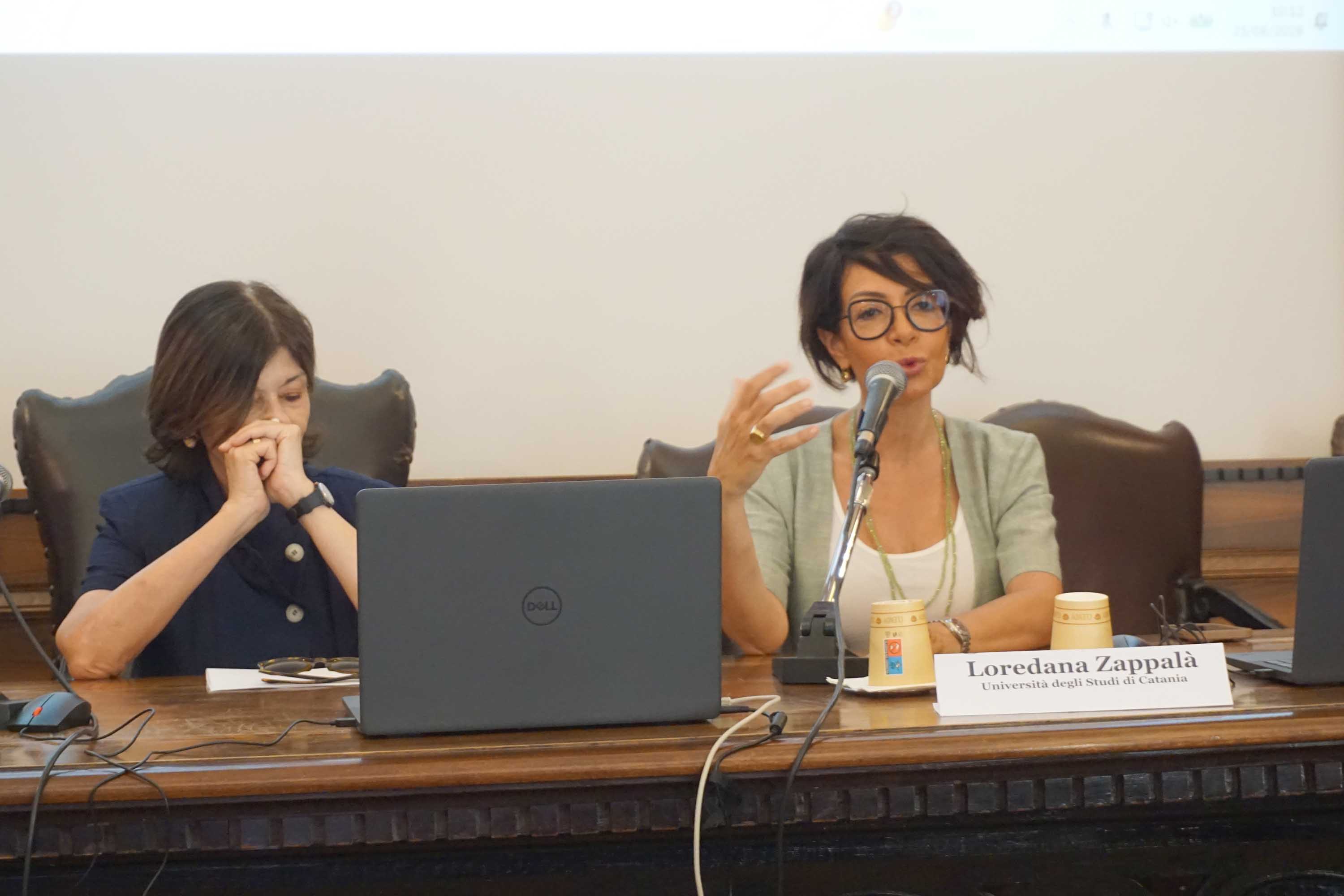 Un momento dell'intervento della prof.ssa Loredana Zappalà