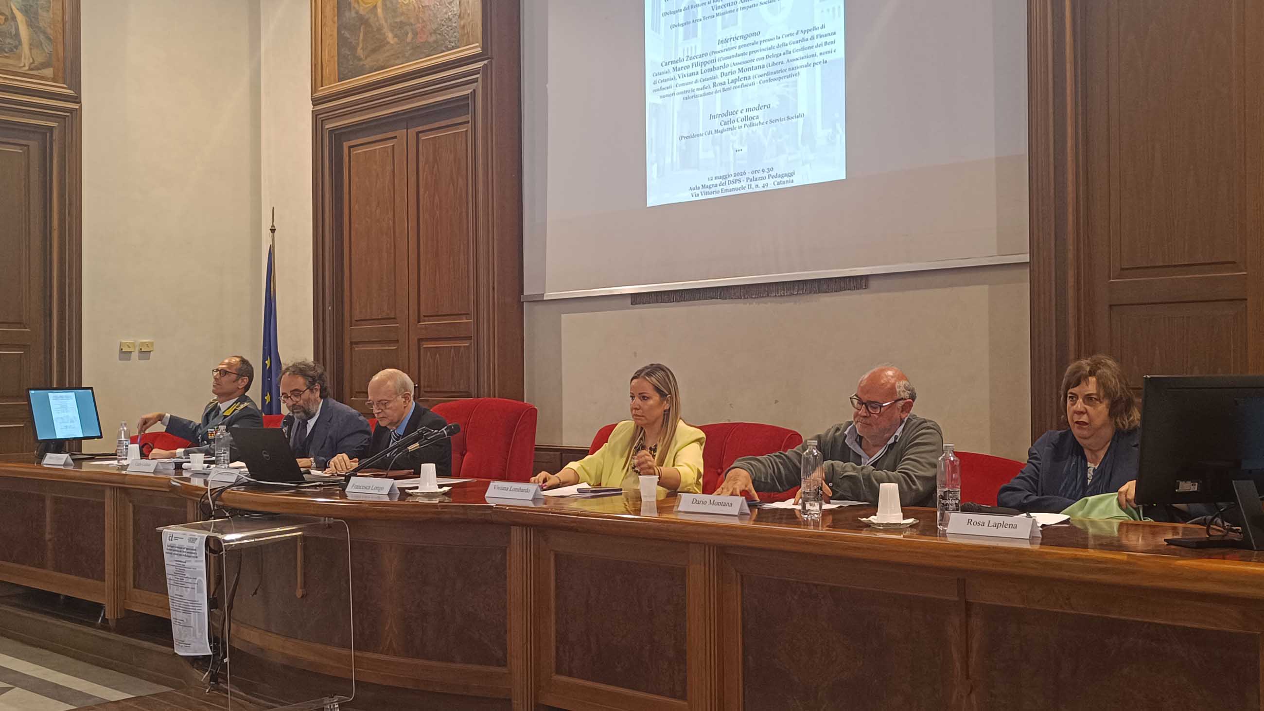 Il tavolo dei relatori