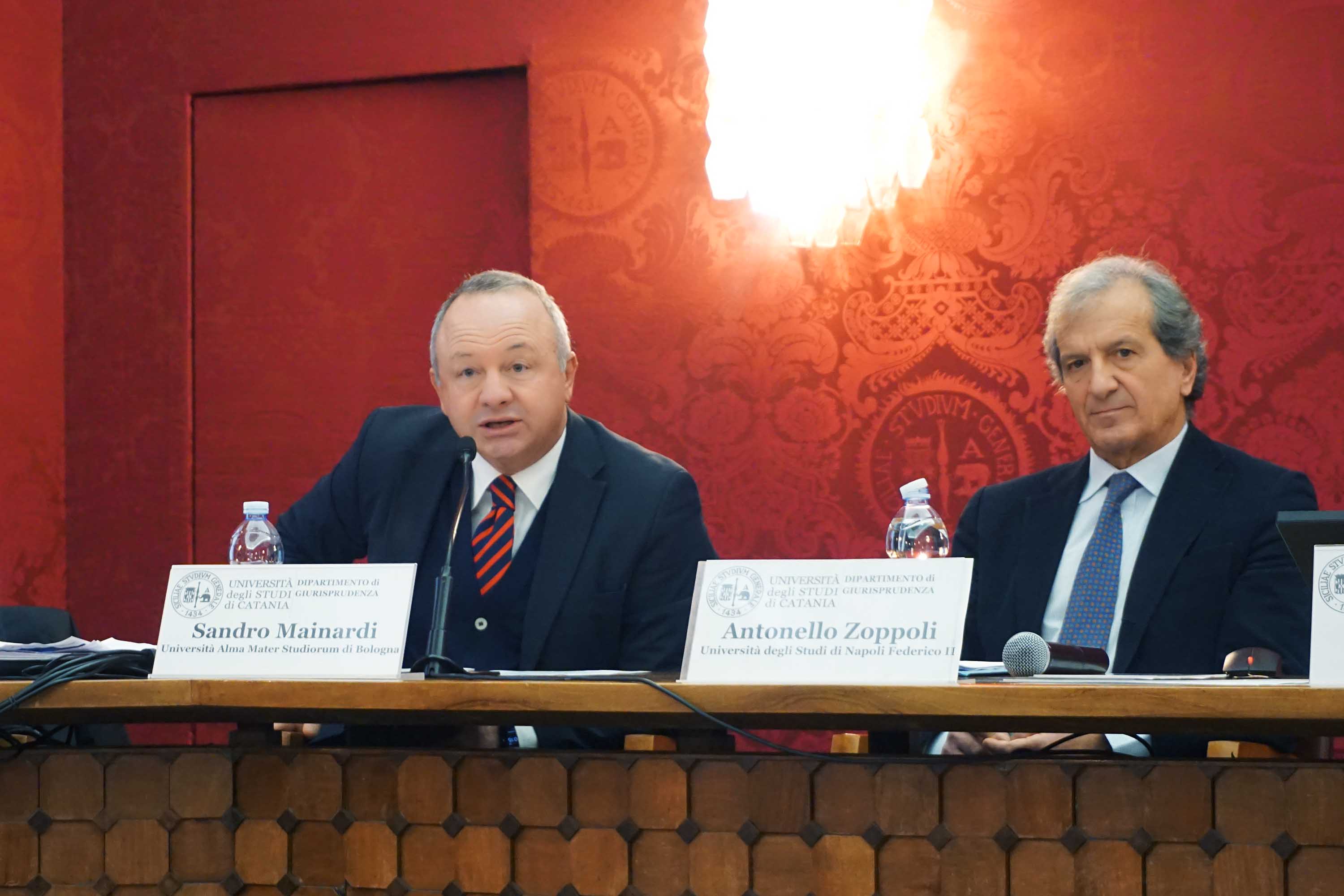 Un momento dell'intervento del prof. Sandro Mainardi