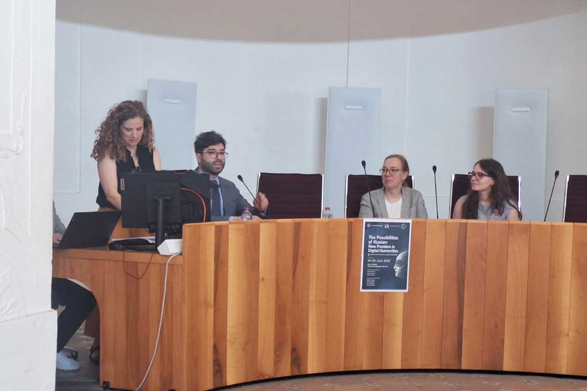 Un momento dell'intervento del prof. Orazio Portuese