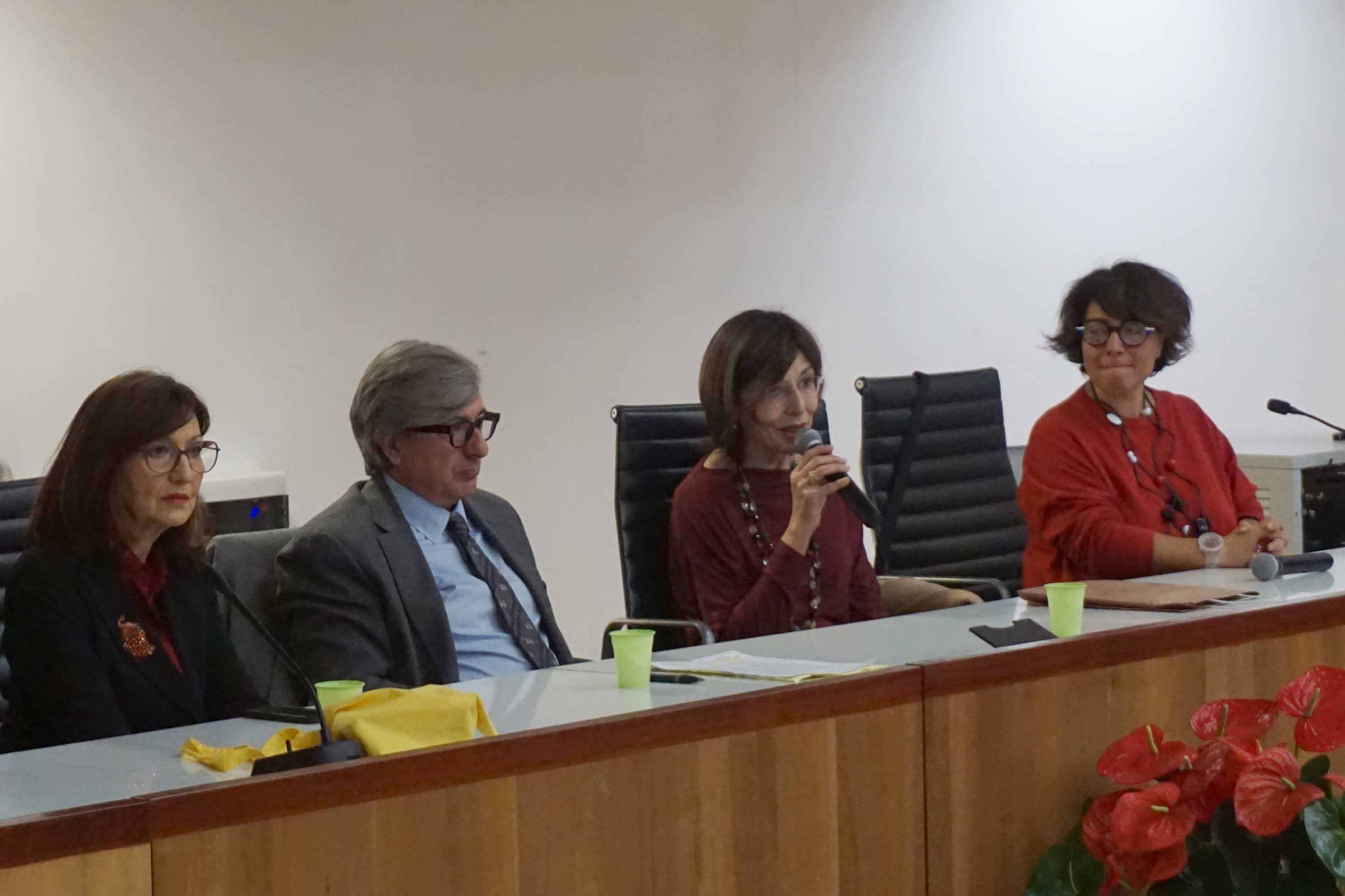 Un momento dell'intervento della prorettrice Lina Scalisi