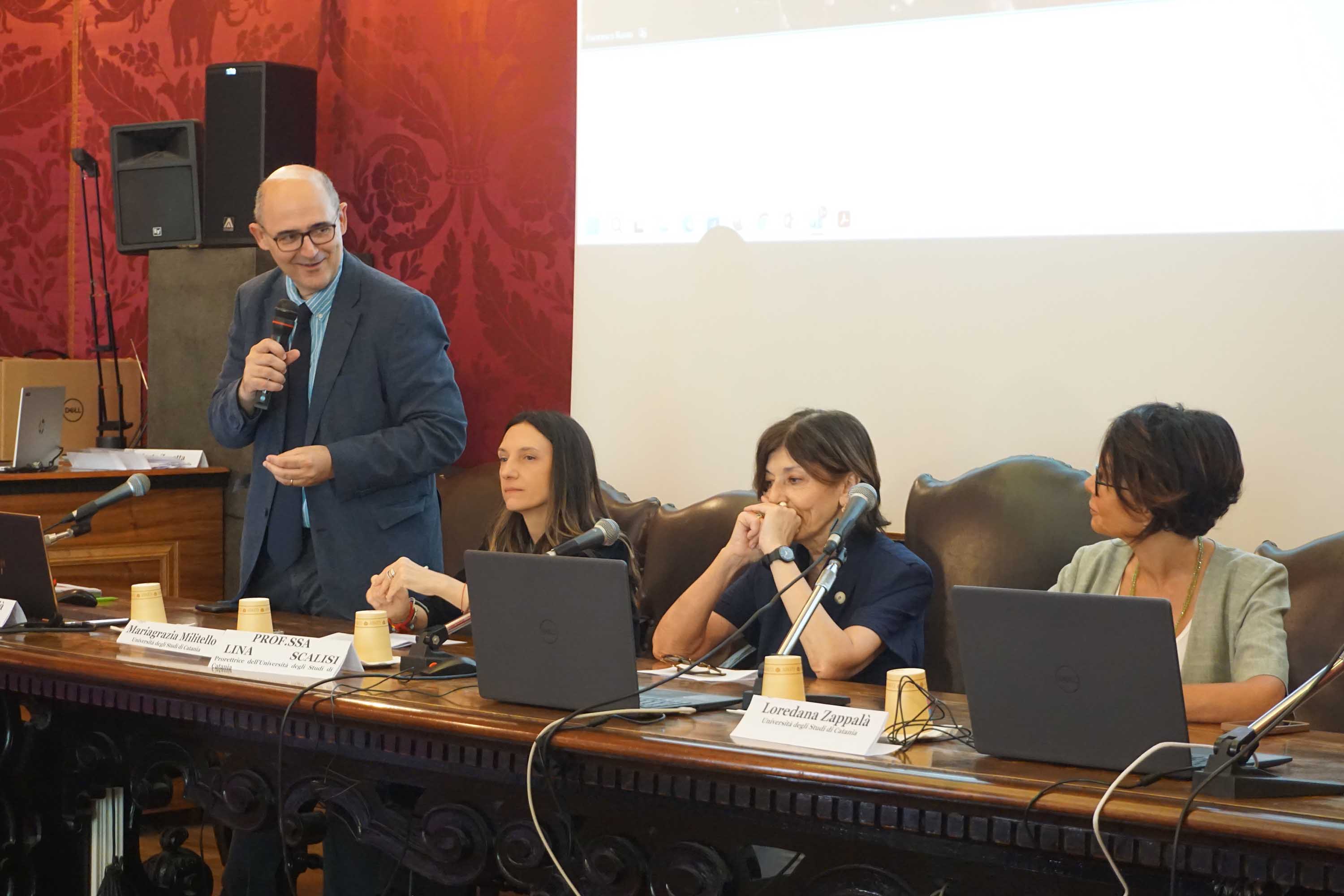 Un momento dell'intervento del prof. Salvatore Zappalà