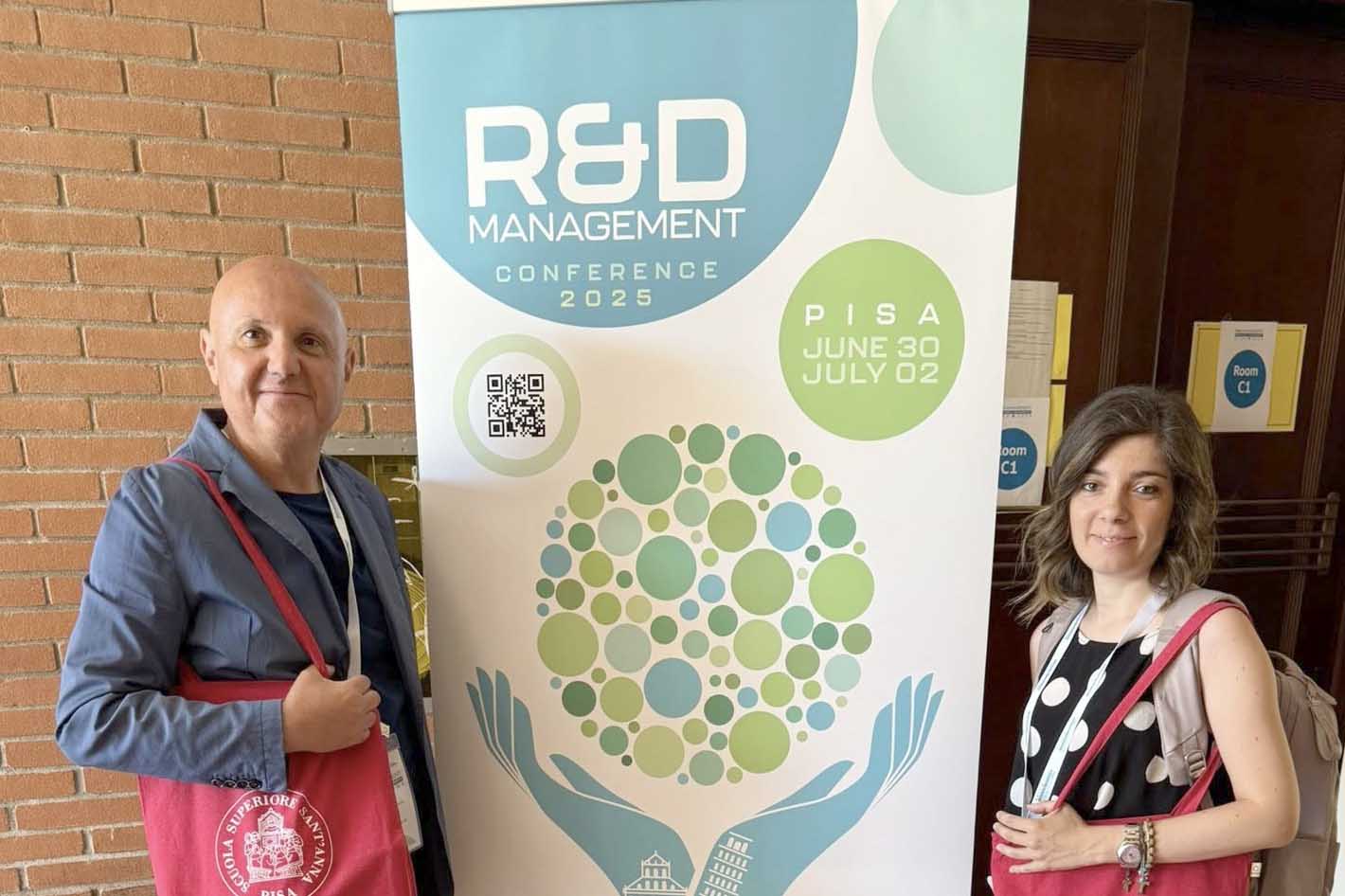 In foto da sinistra i docenti Rosario Faraci e Rosaria Ferlito
