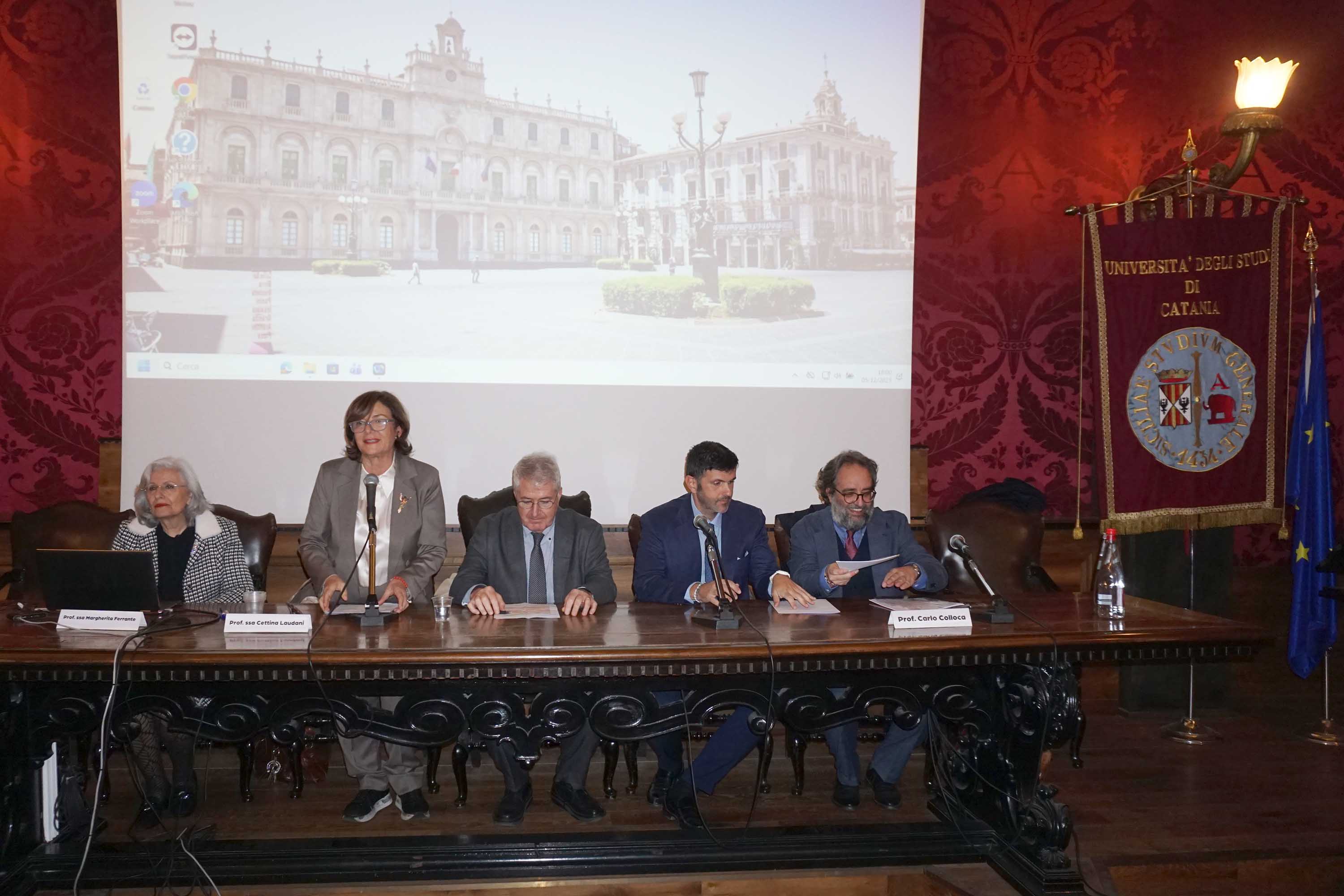 Un momento dell'intervento della prof.ssa Cettina Laudani