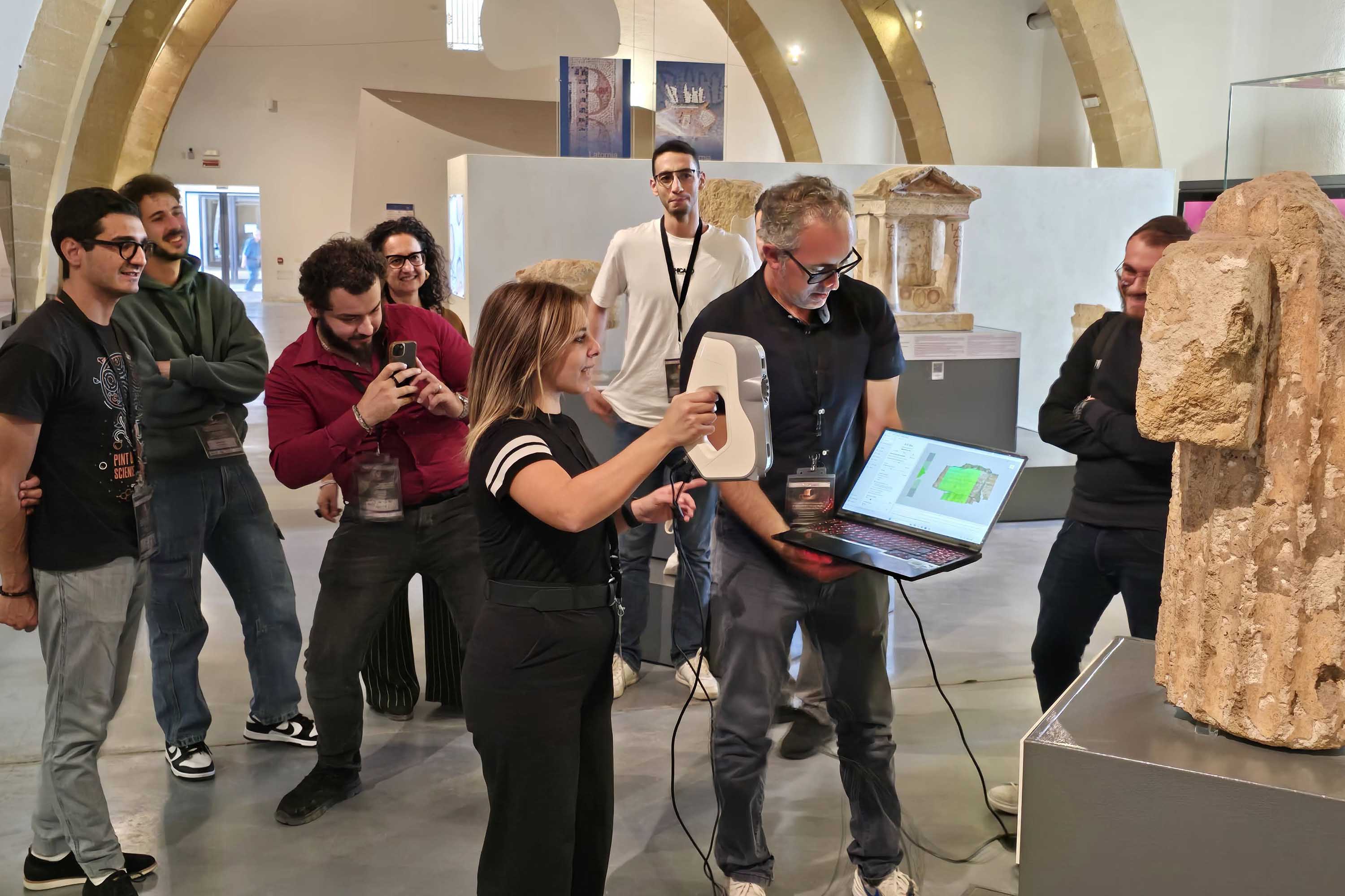 Un momento delle attività sul campo