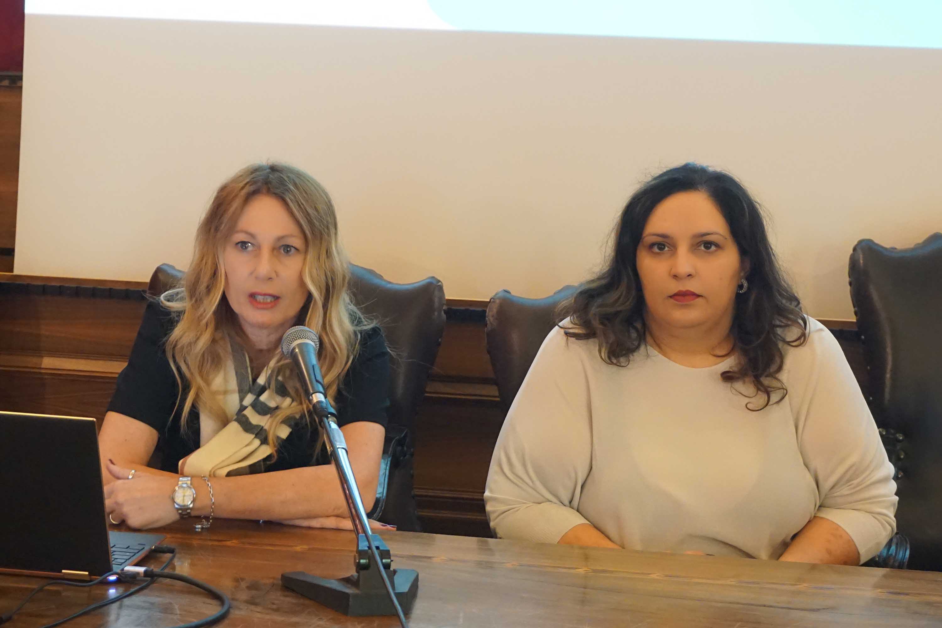 In foto da sinistra le docenti Silvia Platania e Caterina Ledda