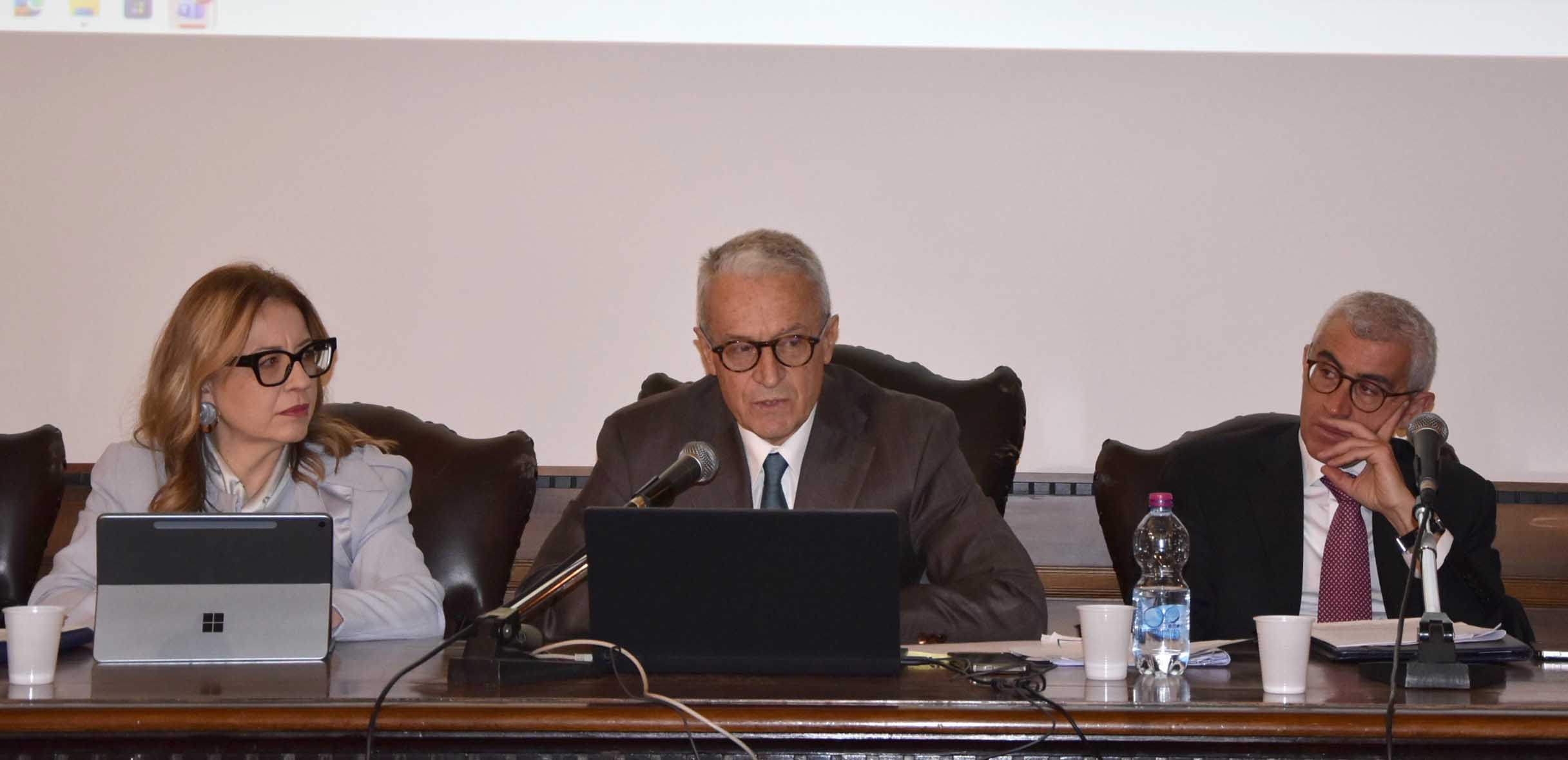 Un momento dell'intervento del presidente aggiunto del Consiglio di Stato, Carmine Volpe