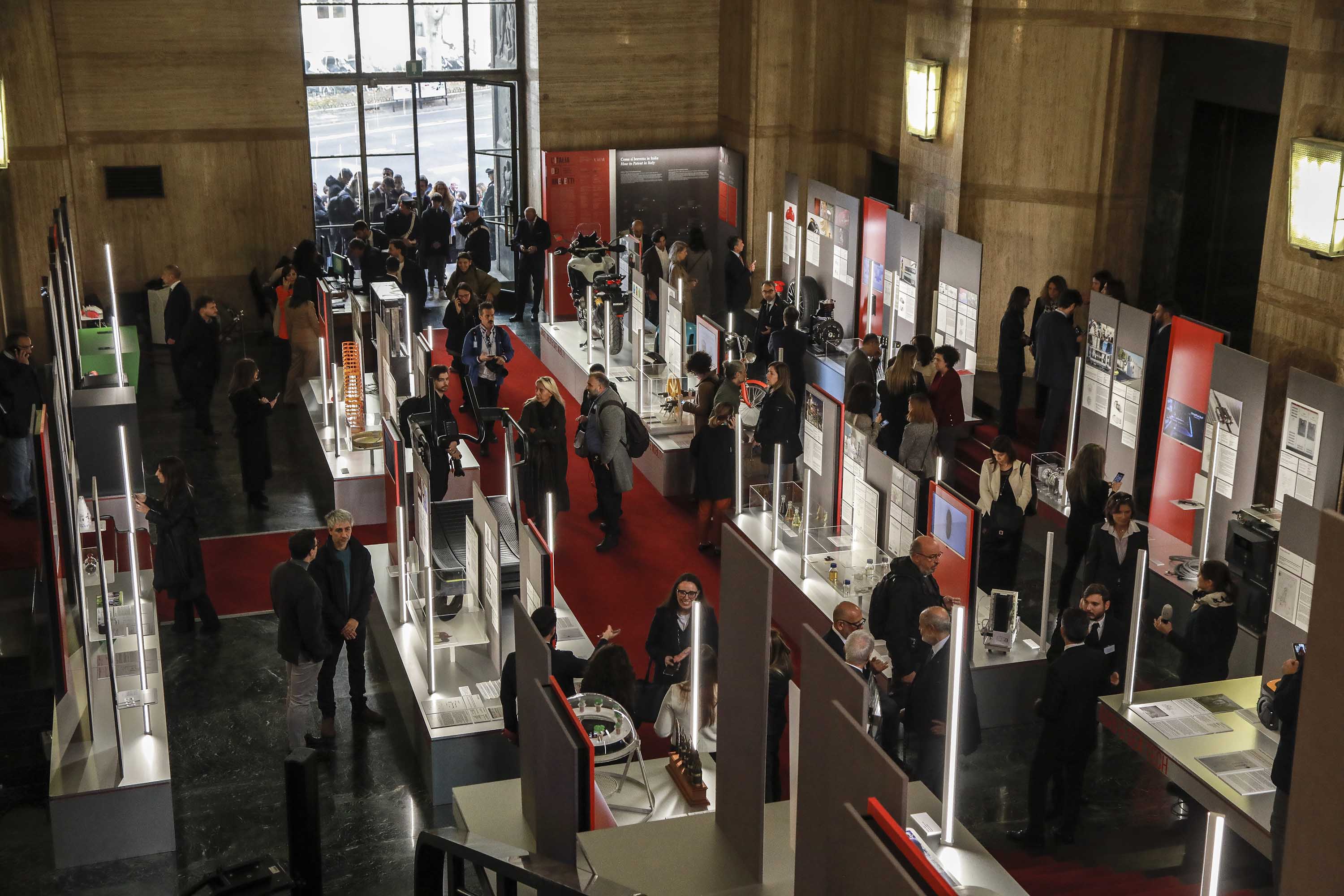 Un'area della mostra