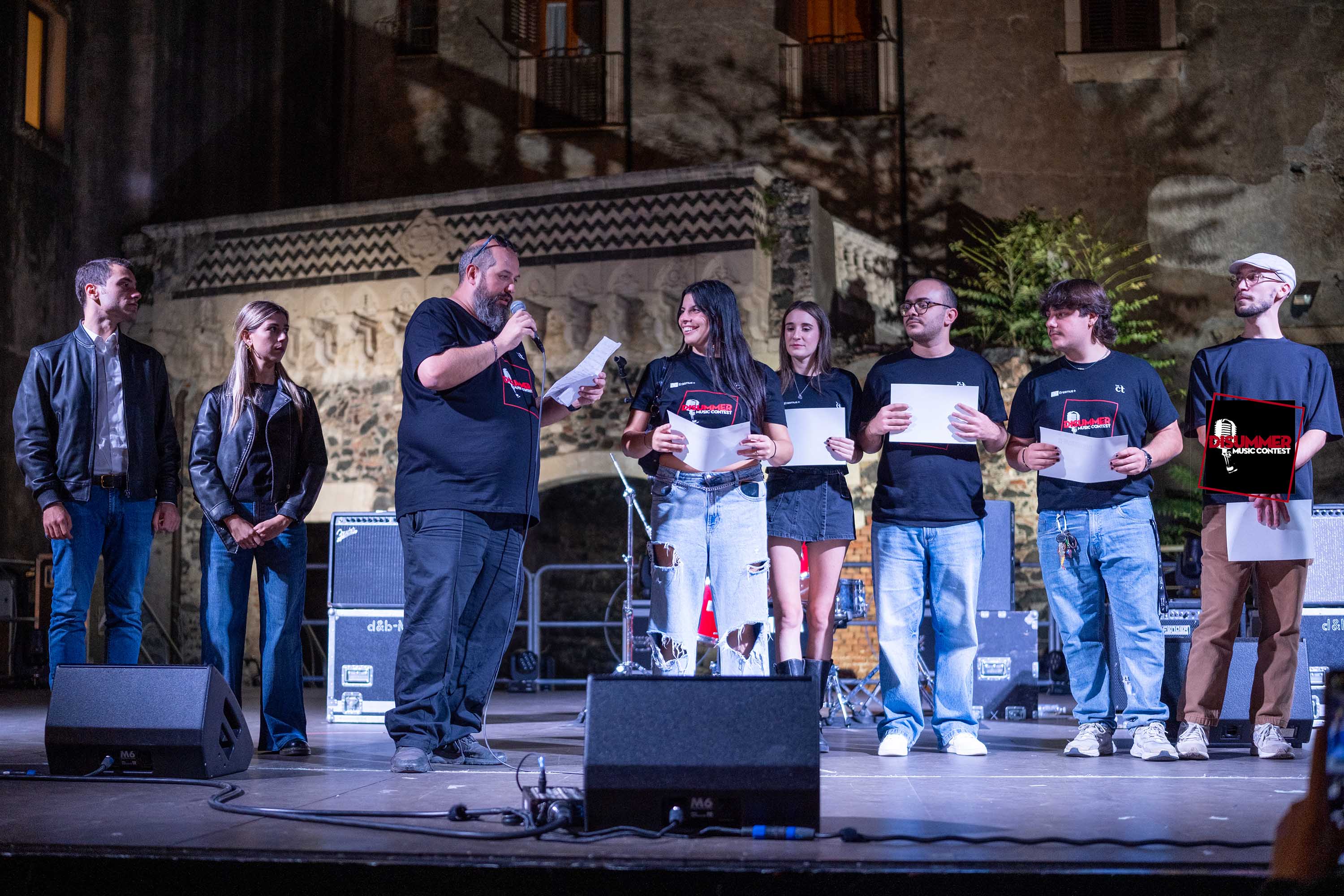 Un momento della premiazione del contest fotografico